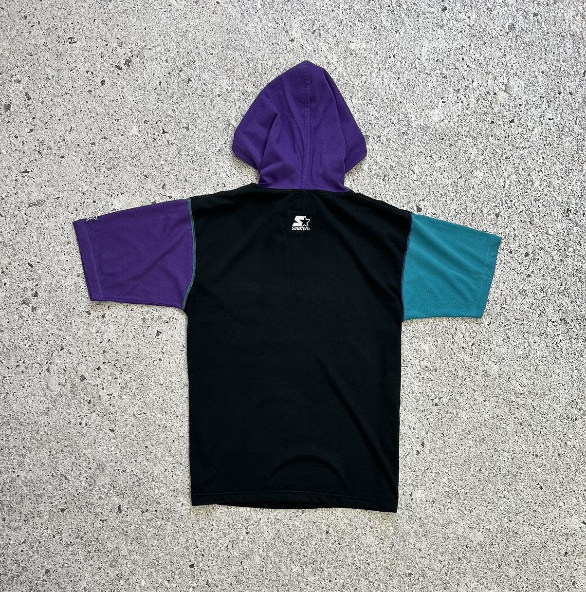 NBA × Starter Vintage 90’s Charlotte Hornets NBA Crazy American T-Shirt Size US M / EU 48-50 / 2 - 5 Thumbnail