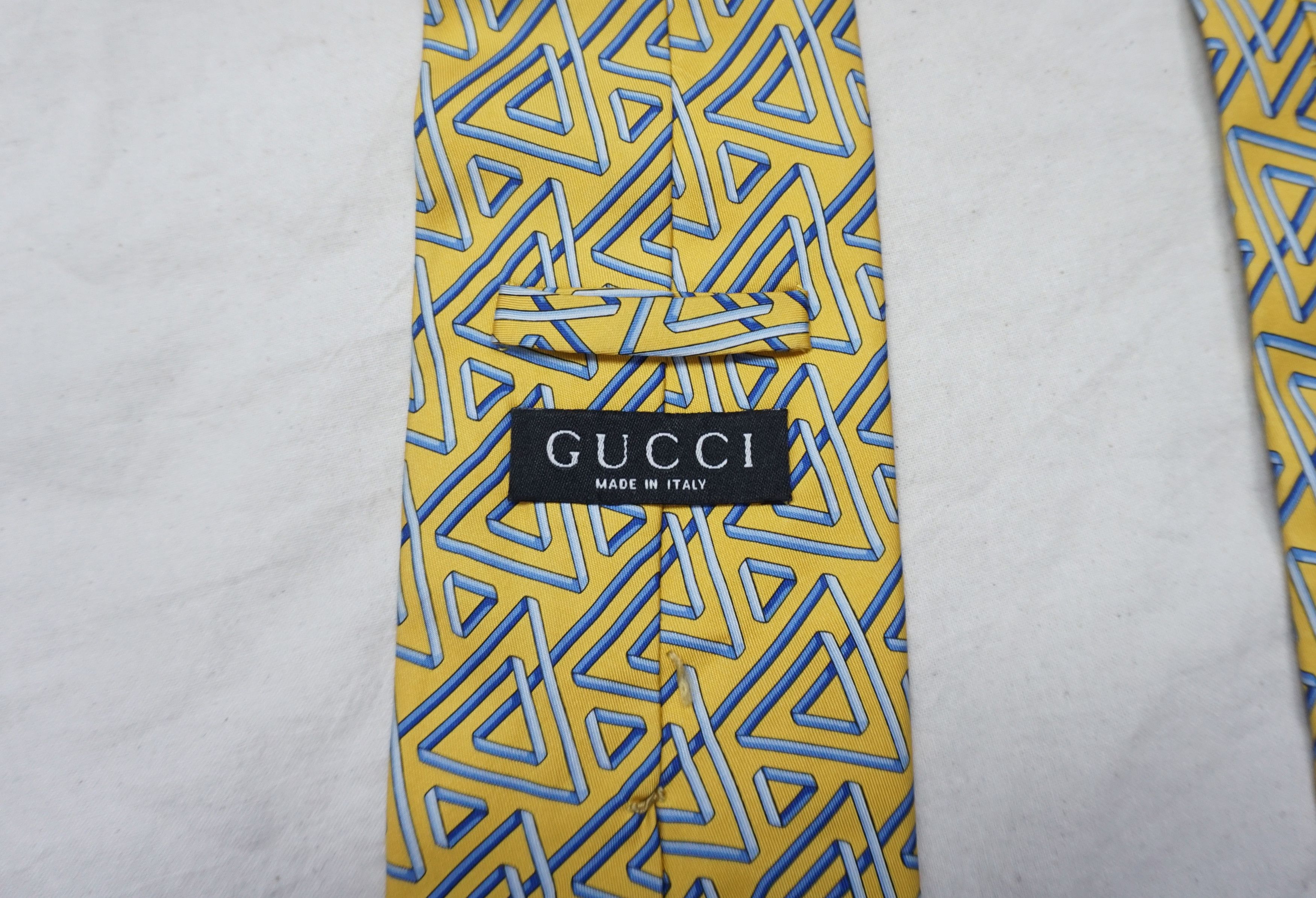 Gucci Gucci Gold Geometric pattern Necktie Size ONE SIZE - 2 Thumbnail