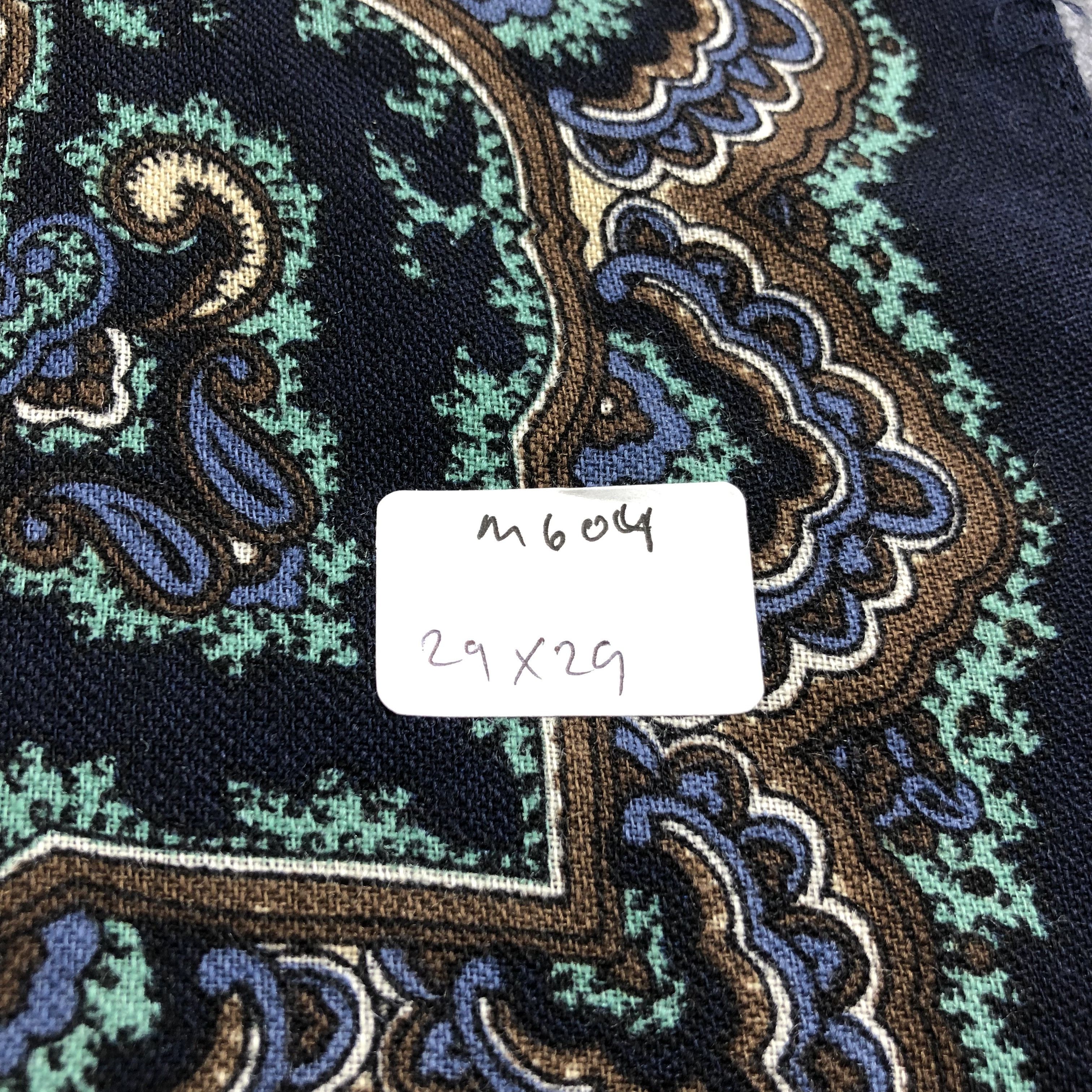 Vintage Luxury Paisley Wool Square Scarf M604 Size ONE SIZE - 4 Thumbnail