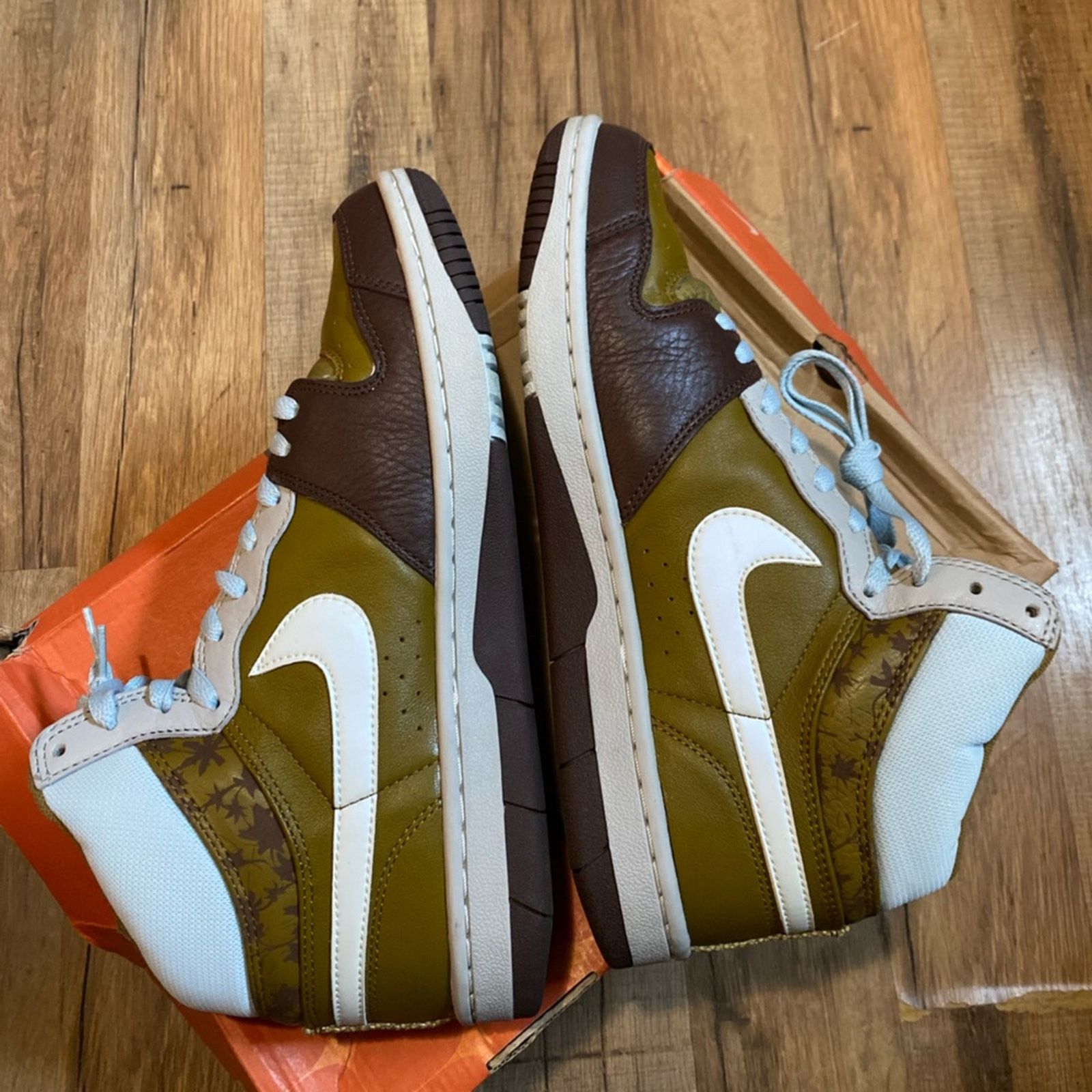 Nike 2006 Nike Court Force High Premium Spanish Moss White Granit Size US 11 / EU 44 - 6 Thumbnail