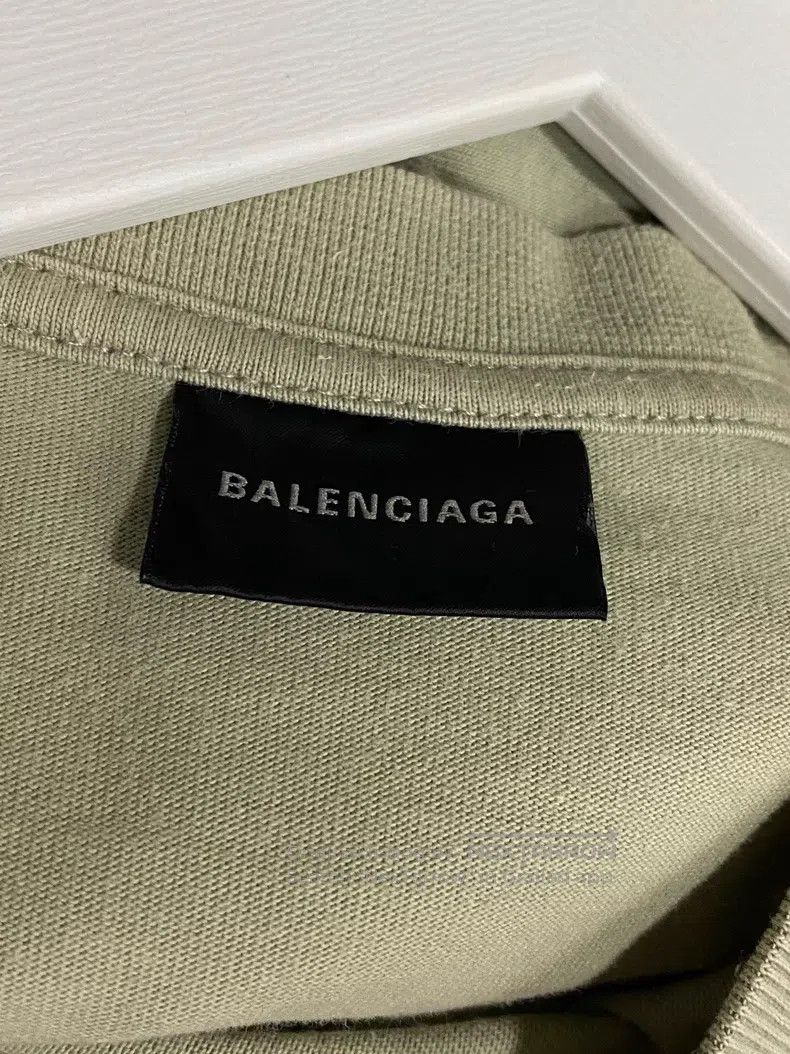 Balenciaga Balenciaga Washed and Distressed Short Sleeve Size US XS / EU 42 / 0 - 4 Thumbnail