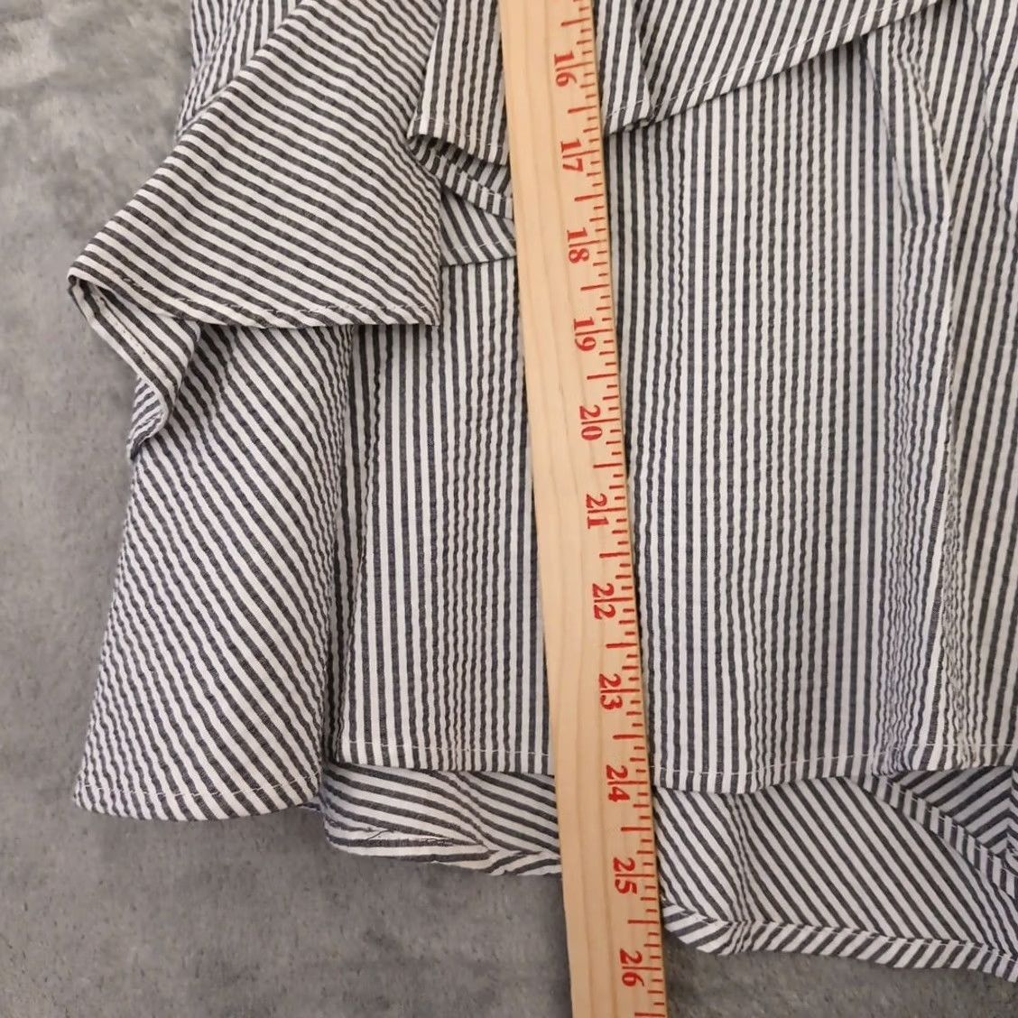 Banana Republic BN Banana Republic Skirt Midi Gray Seersucker Striped Lined Ruffle Size 6 Womens Regular Size 28" / US 6 / IT 42 - 4 Thumbnail