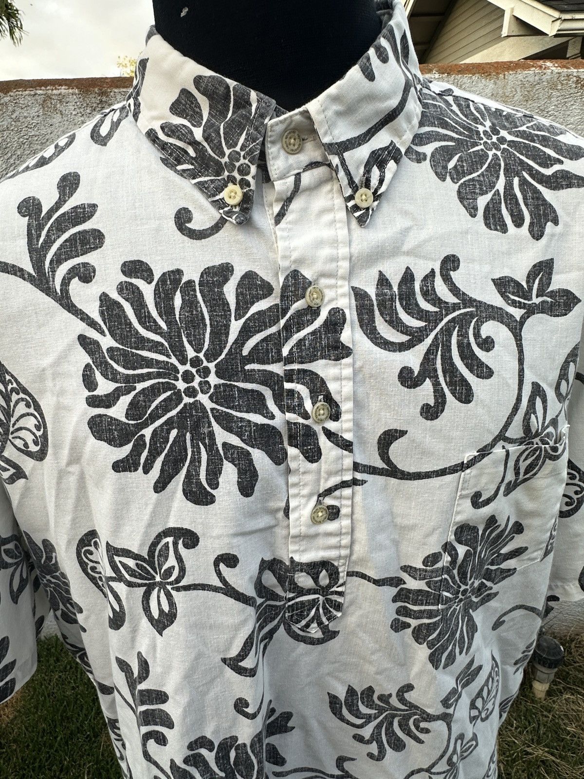 Reyn Spooner PreOwned Reyn Spooner Hawaiian Print White/Black Men's 2XL Size US XXL / EU 58 / 5 - 3 Thumbnail