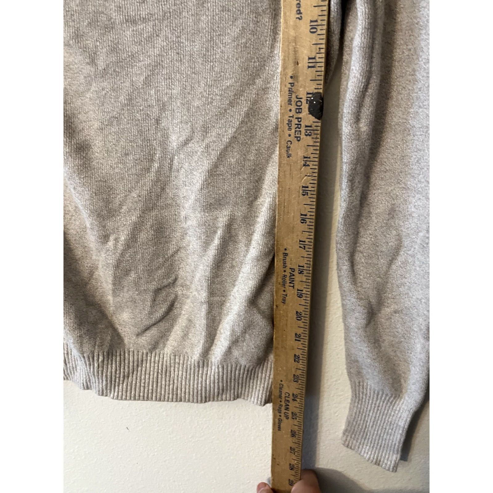 Express Express Womens Pullover Sweater Long Sleeve V Neck Knit Size Medium Gray Size M / US 6-8 / IT 42-44 - 4 Thumbnail