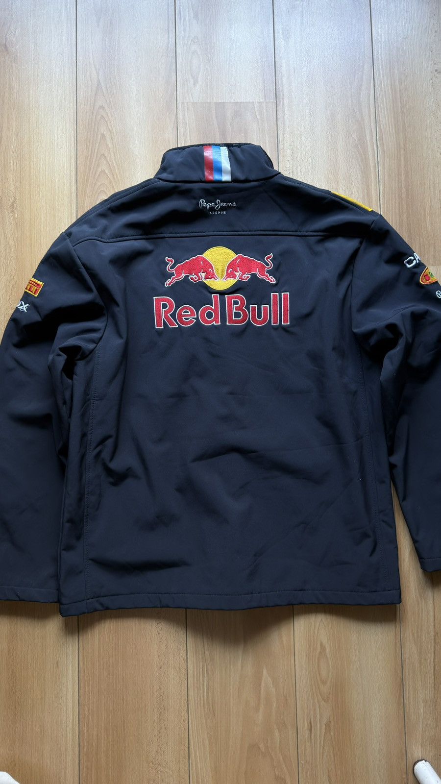 Red Bull Red bull racing jacket softshell Size US XXL / EU 58 / 5 - 7 Thumbnail