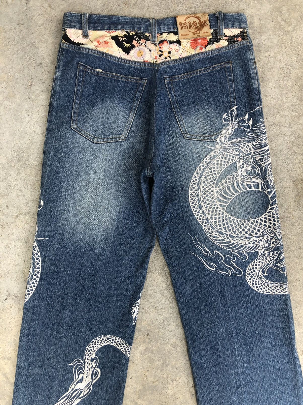 Karakuri Tamashii Karakuri Tamashii Embroidered Baggy Distressed Size US 34 / EU 50 - 8 Thumbnail