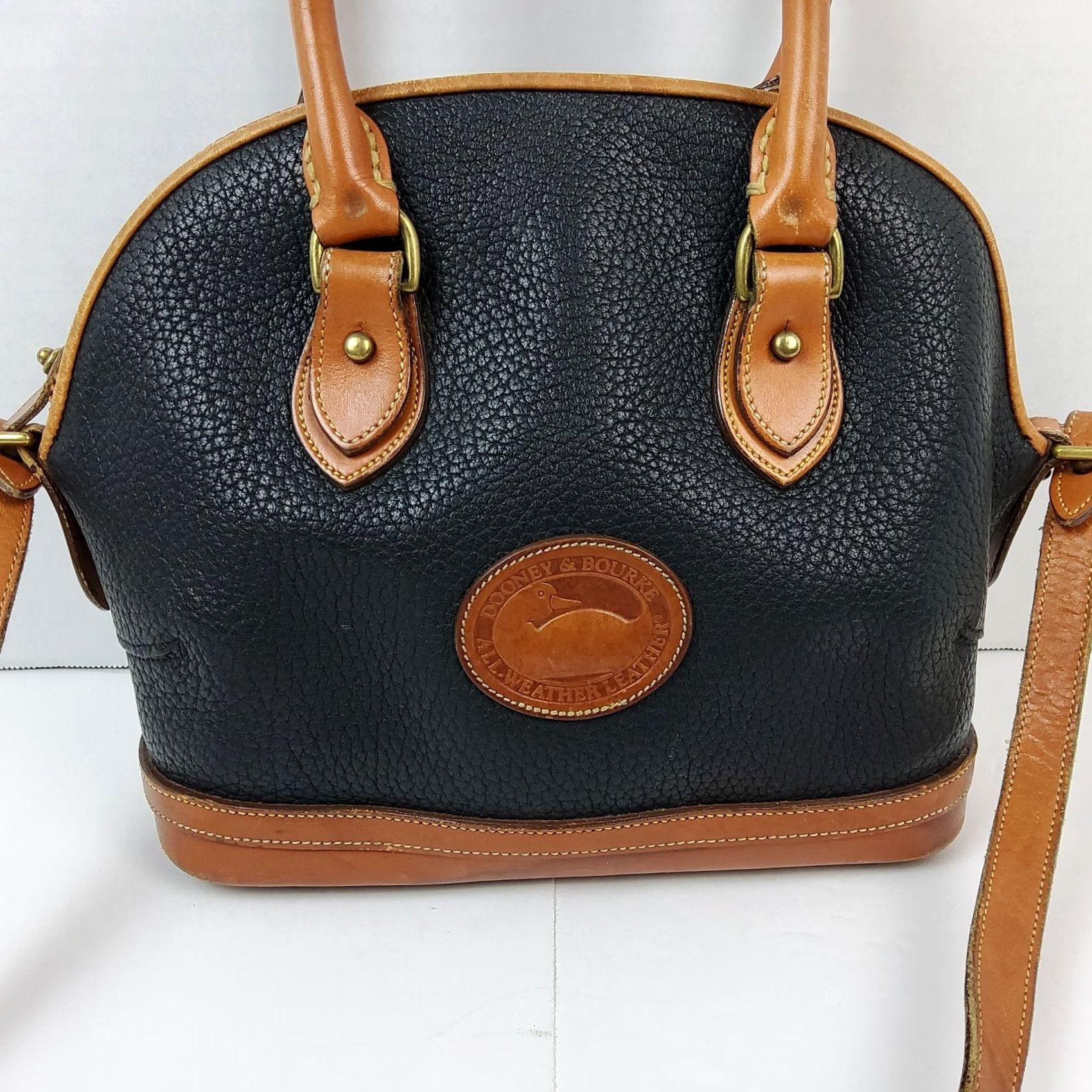Dooney & Bourke VINTAGE Dooney & Bourke Leather Convertible Satchel/Top Handle Bag Women Black Purses Purse Size ONE SIZE - 4 Thumbnail