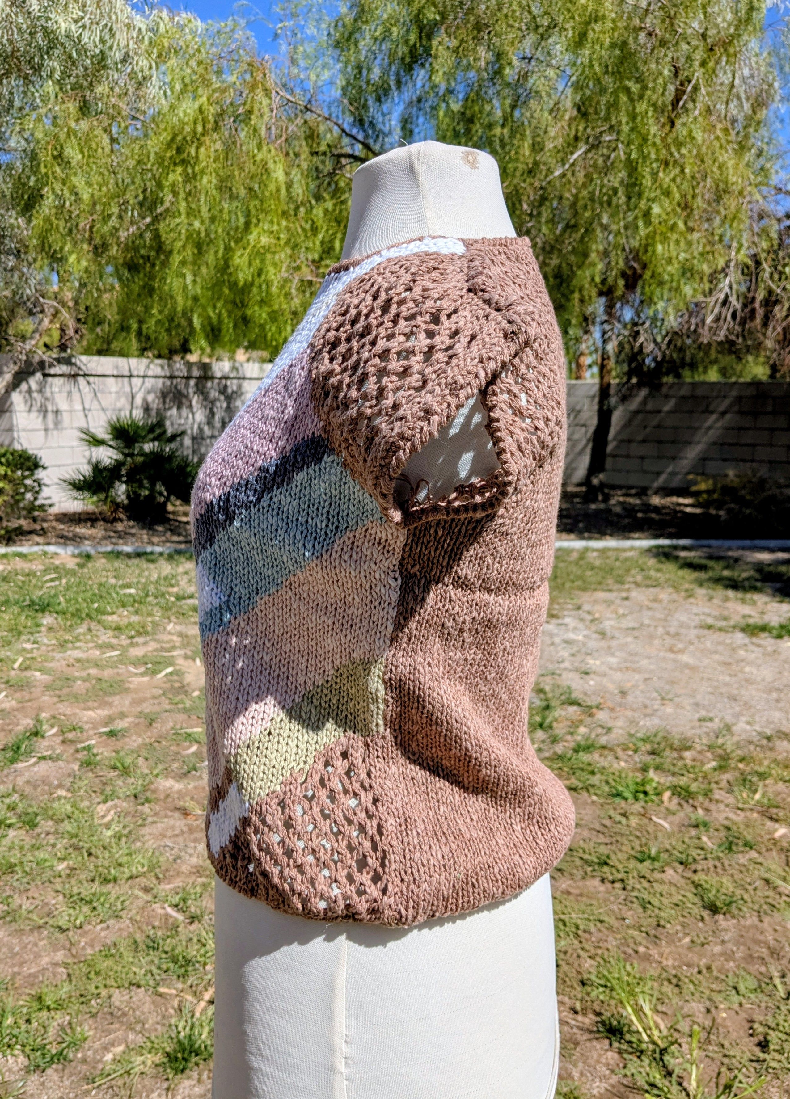 Other Vintage 1980s Petite Knit Geometric Shapes Hand Knit Top Size S / US 4 / IT 40 - 3 Thumbnail