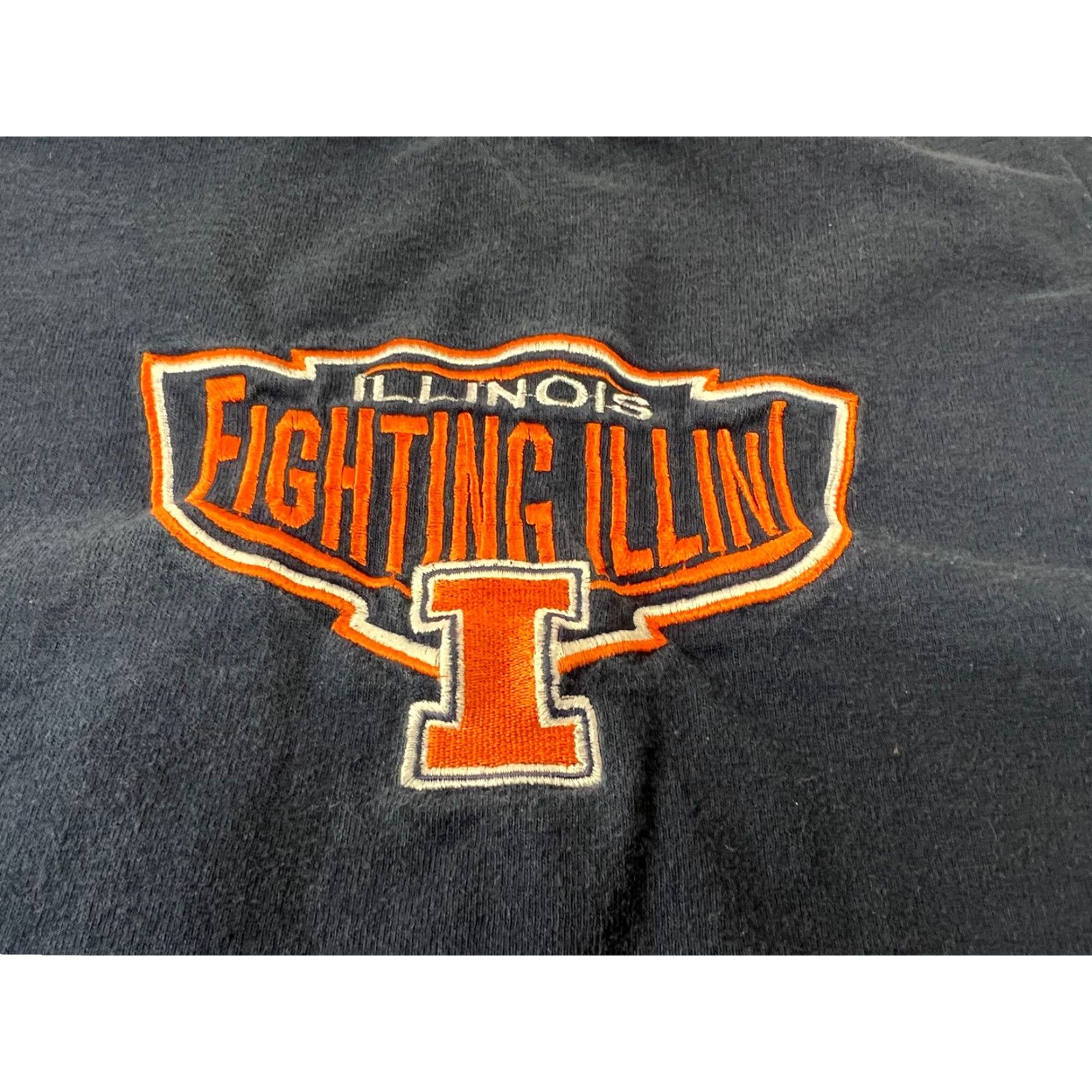 Starter VINTAGE Starter Illinois Fighting Illini Blue T Shirt XL Men XL Blue Embroidered Sports Distressed Made In USA Size US XL / EU 56 / 4 - 6 Thumbnail