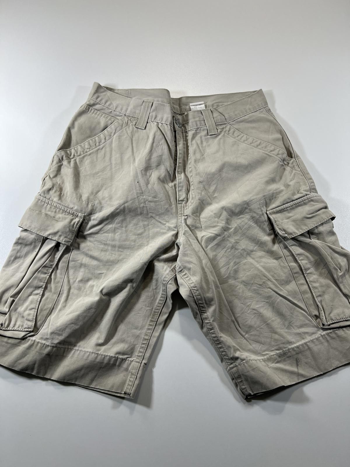 Unknown London Vintage Levi’s Men's Beige Cargo Shorts 30 Size US 30 / EU 46 - 1 Thumbnail