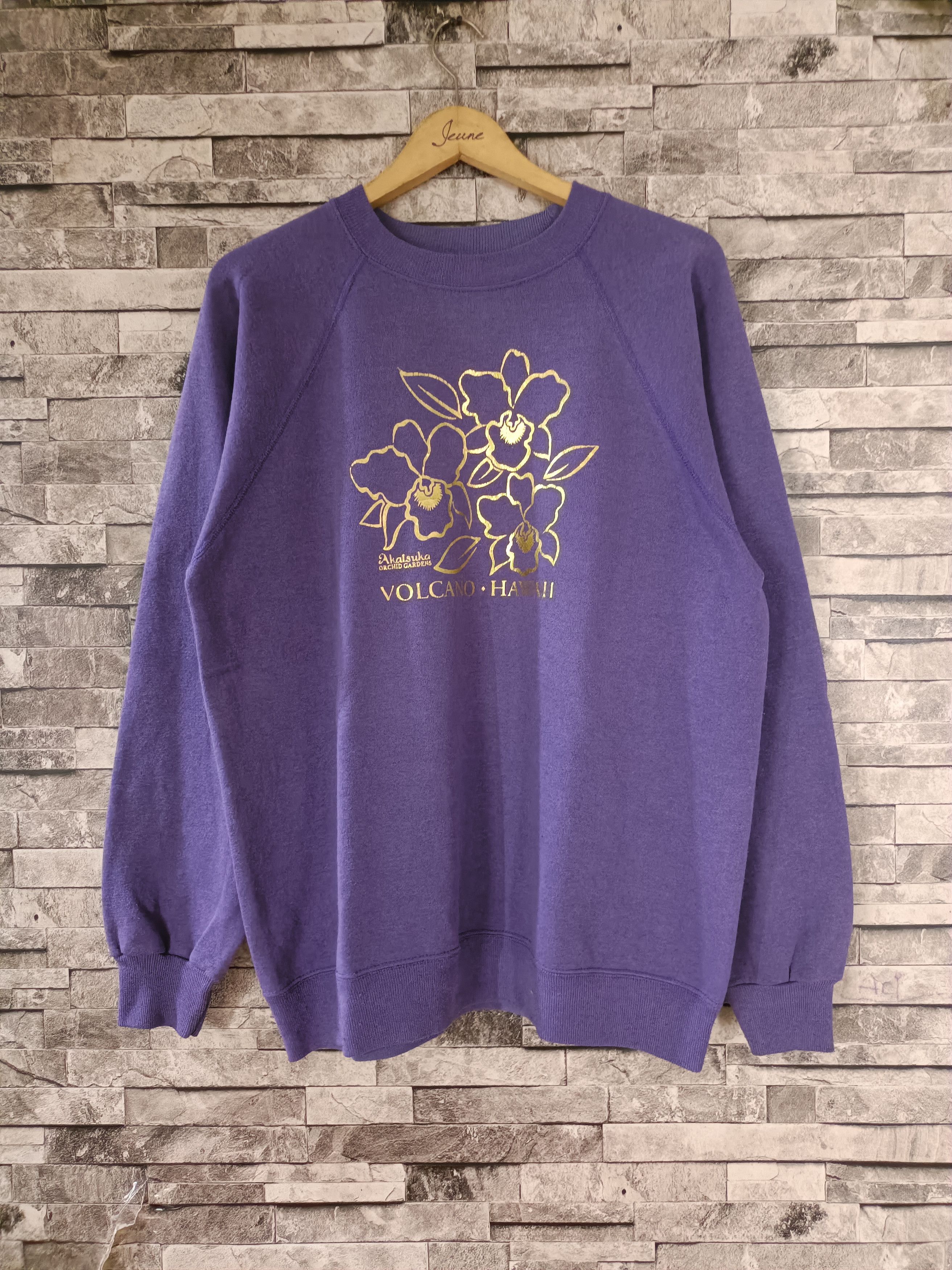 Hanes Vintage Hanes USA 5050 volcano hawaii crewneck Size L / US 10 / IT 46 - 1 Thumbnail