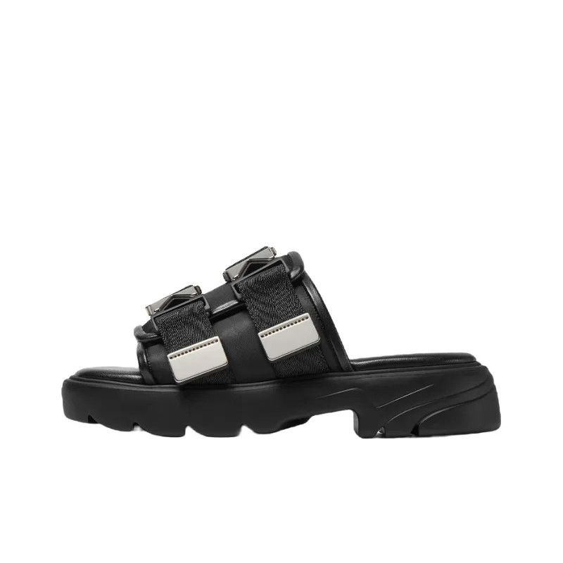 o1n1vont1024 Flash Flat Sandals in Black