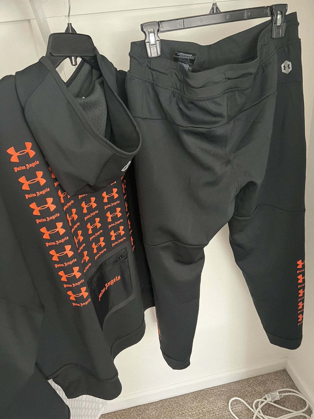 Palm Angels × Under Armour Palm angels x under armour set Size US L / EU 52-54 / 3 - 4 Thumbnail