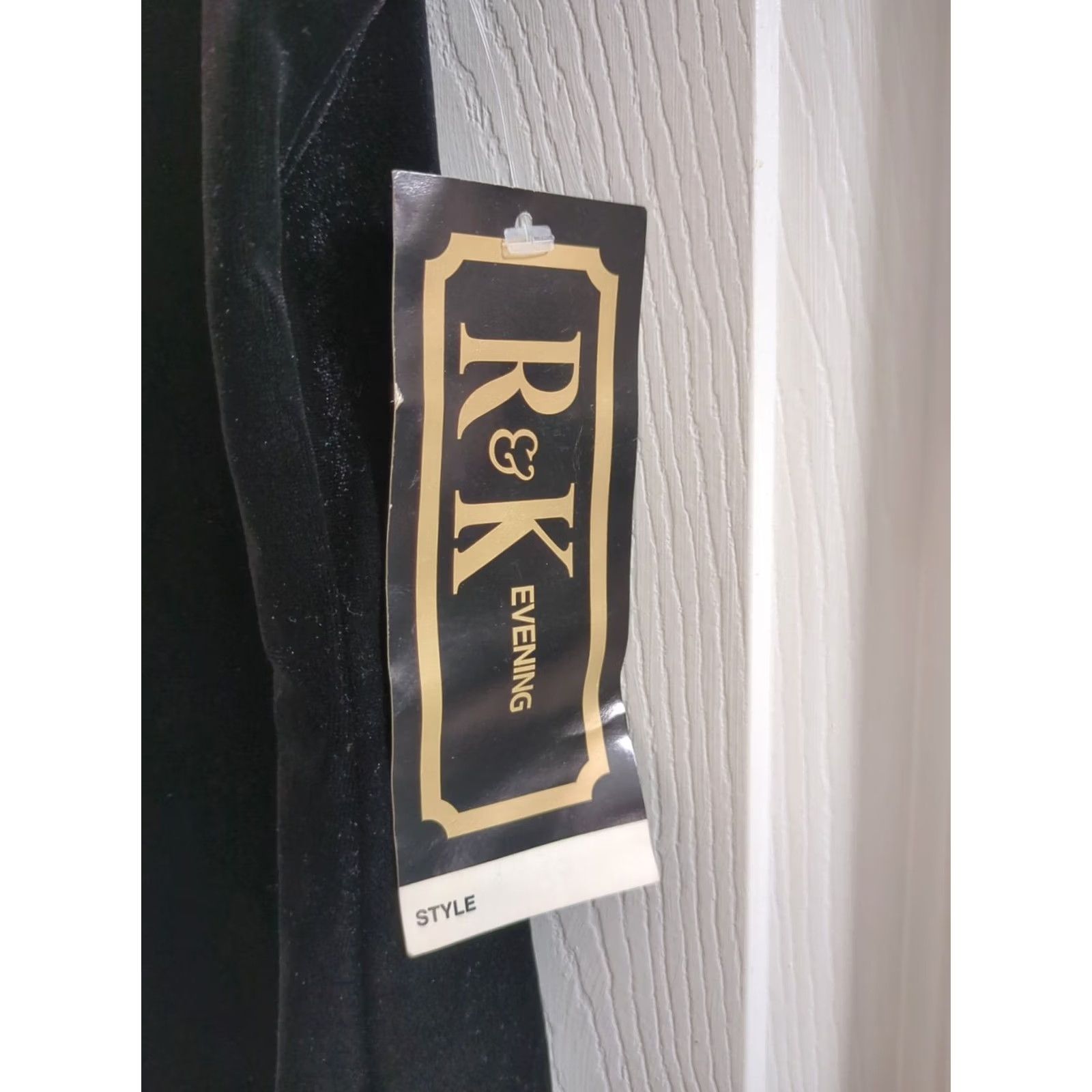 Velvet R&K Evening Top Womens 14 Sleeveless Black Velvet NWT Blouse Size XL / US 12-14 / IT 48-50 - 3 Thumbnail