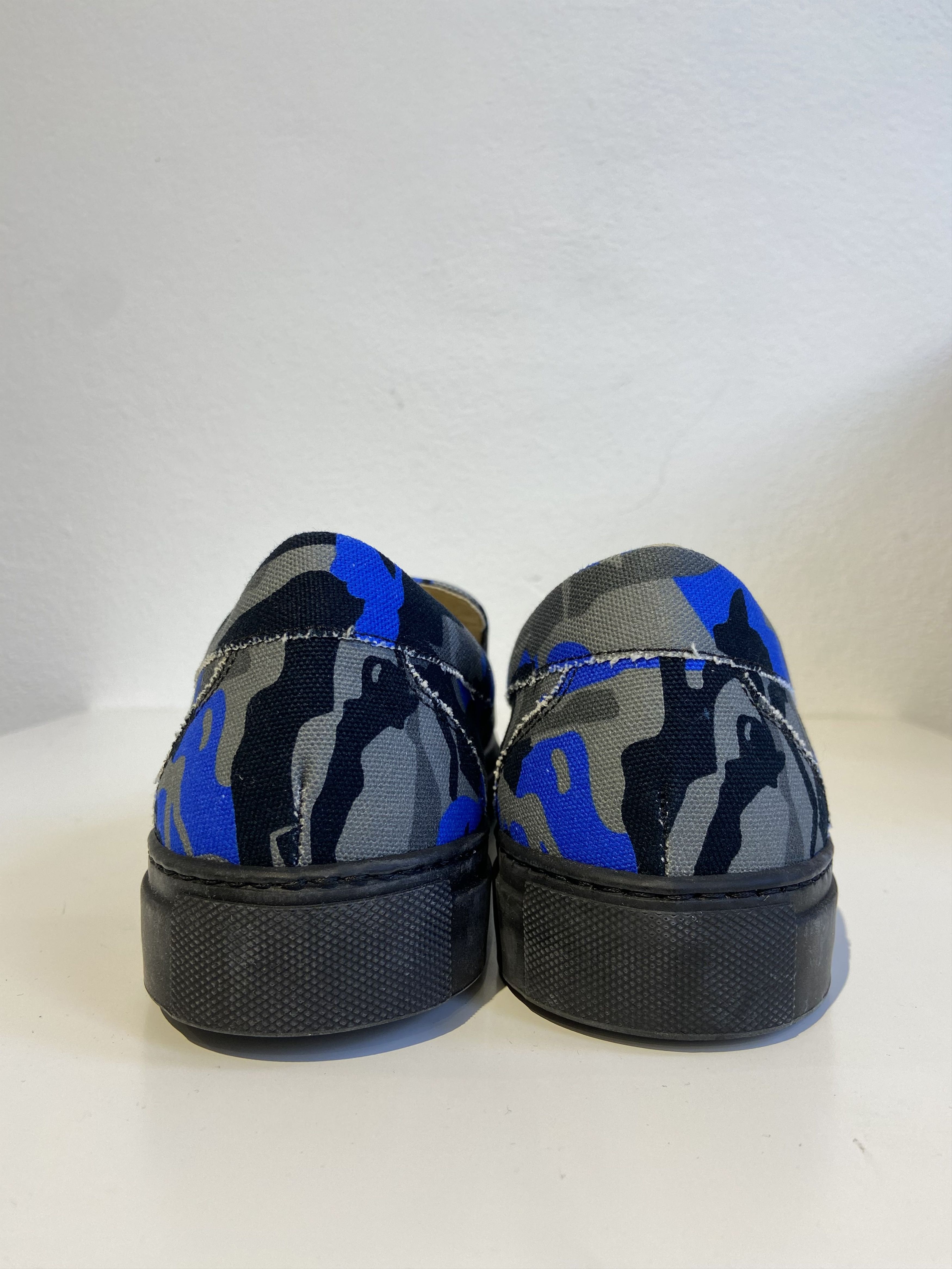 Barneys New York Barneys Camouflage Print Canvas Slip-On Sneakers Size US 10.5 / EU 43-44 - 4 Thumbnail