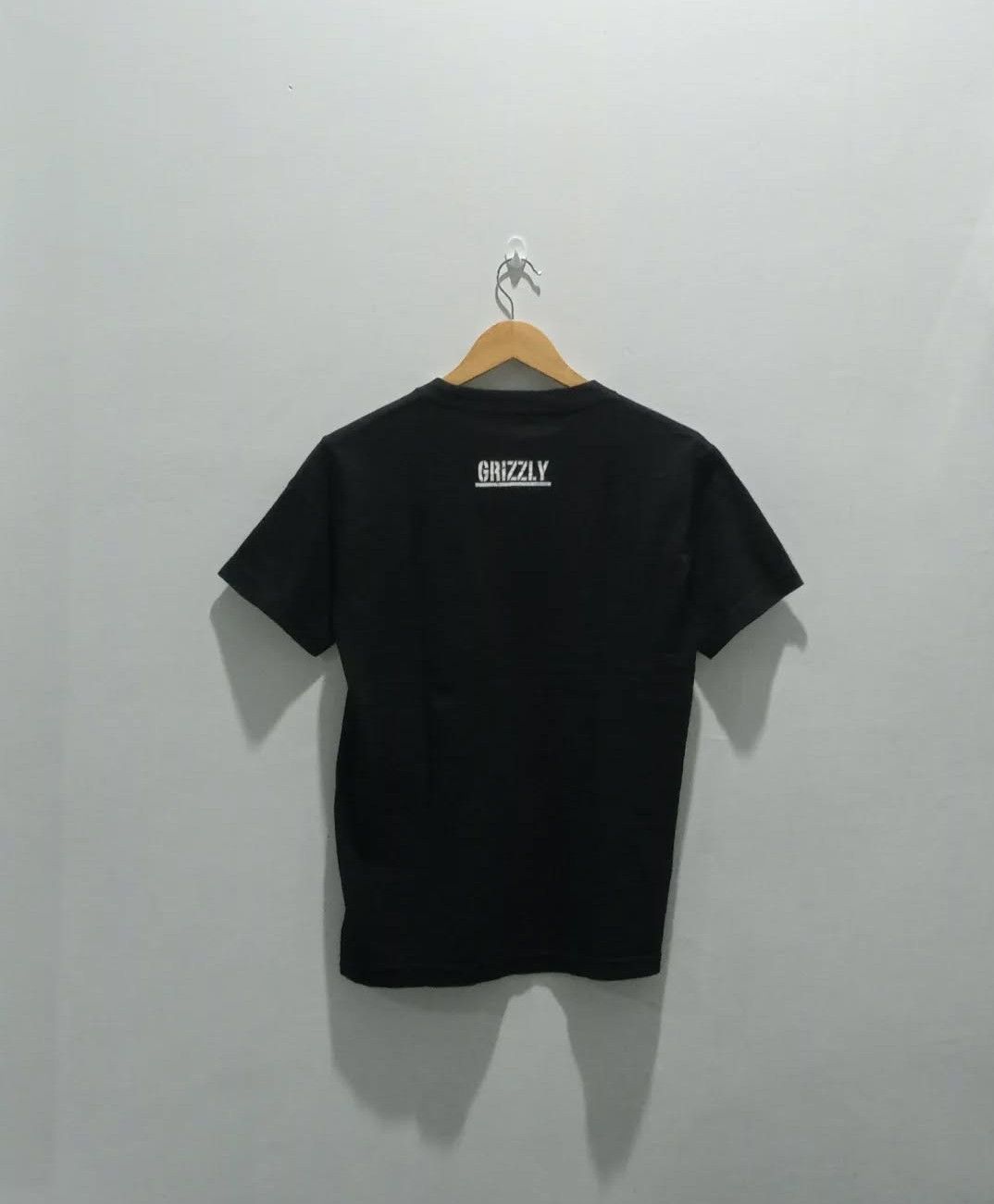 Grizzly Griptape TSHIRT : GRIZZLY GRIPTAPE Size US S / EU 44-46 / 1 - 2 Thumbnail