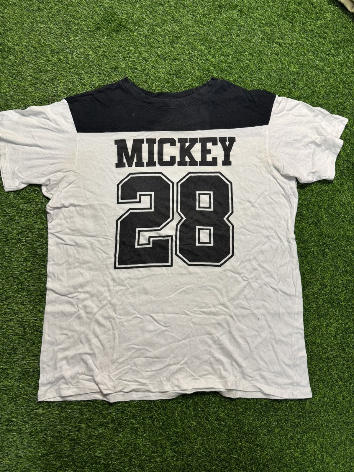 Mickey Mouse × Uniqlo assorted tshirt - uniqlo x mickey Size US XXL / EU 58 / 5 - 2 Thumbnail