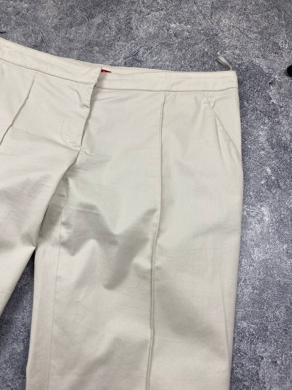 Prada Vintage Prada Beige Cropped Stretch Women's Pants Size 34" / US 12 / IT 48 - 4 Thumbnail