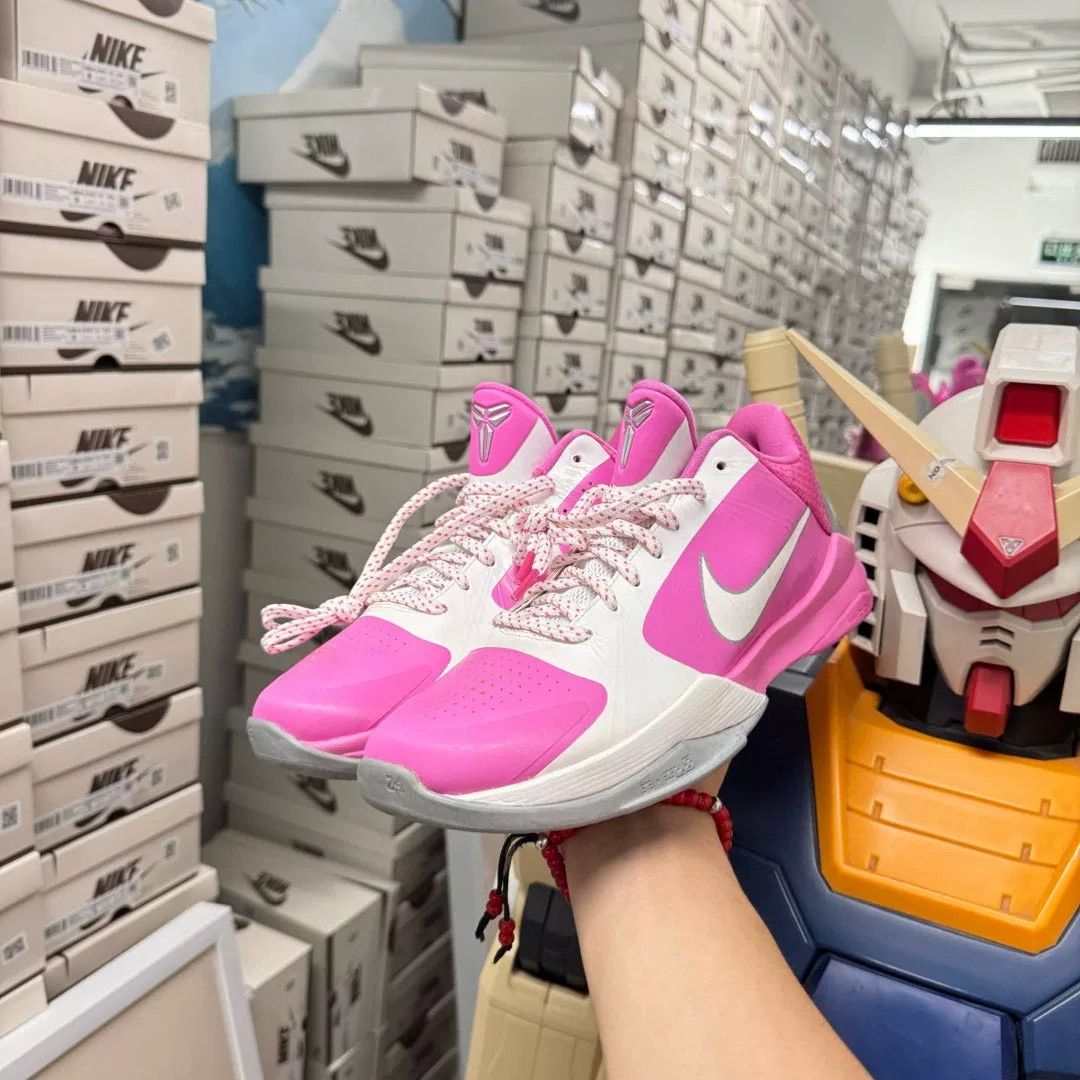 Nike Nike Pink Lowtop Sneakers 8.5 Men Size US 8.5 / EU 41-42 - 1 Thumbnail