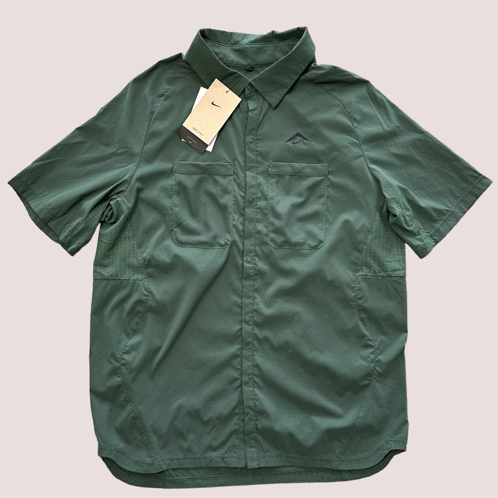 Nike Nike Dri-FIT Trail Shirt Mens S Green UV Vented Button-Up Short Sleeve Camp Category: Shirt Size US S / EU 44-46 / 1 - 1 Thumbnail