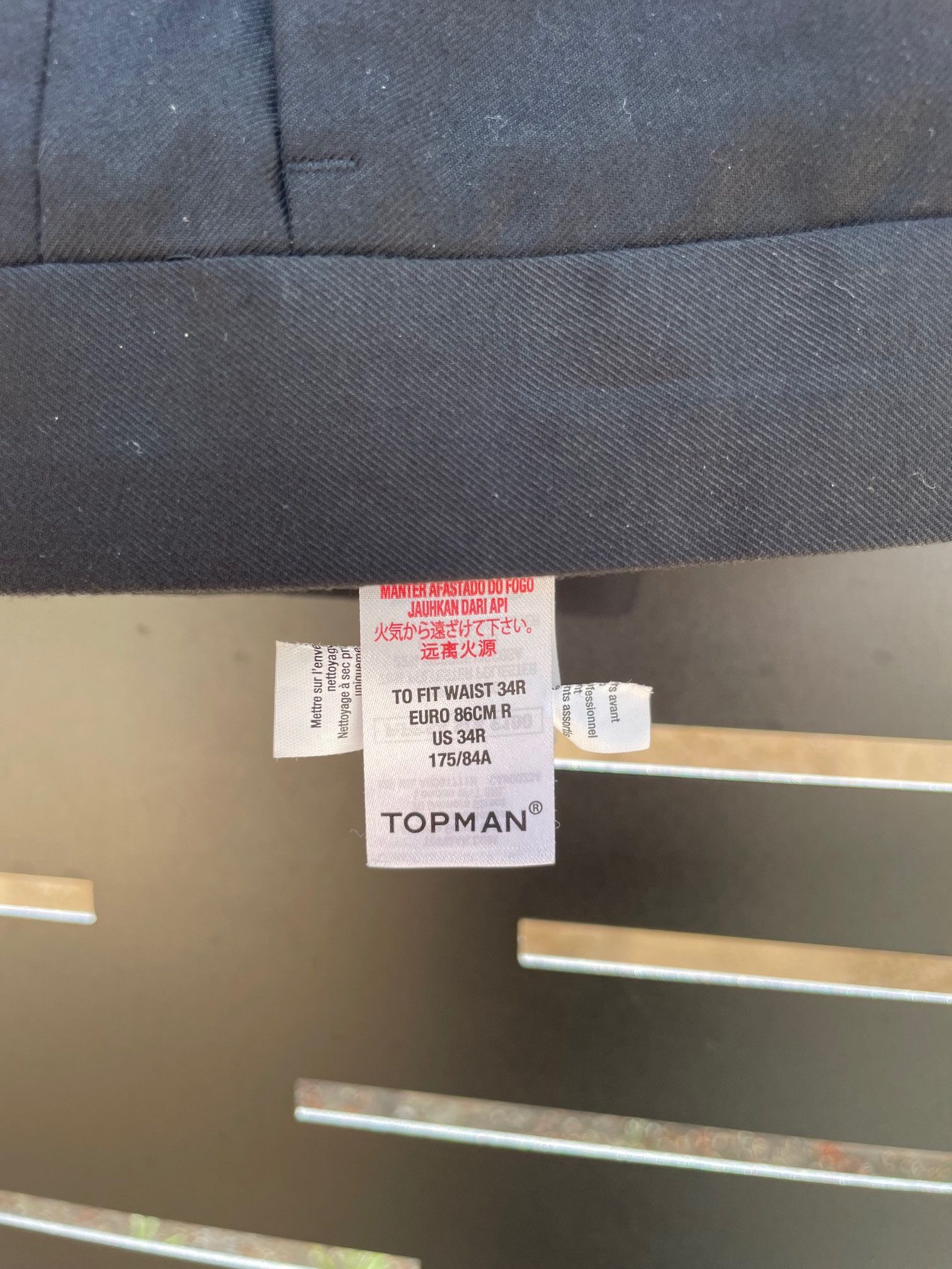 Topman Topman Black Slim Fit 3-Piece Suit 40R / 34R + 2 Vests Size 40R - 6 Thumbnail