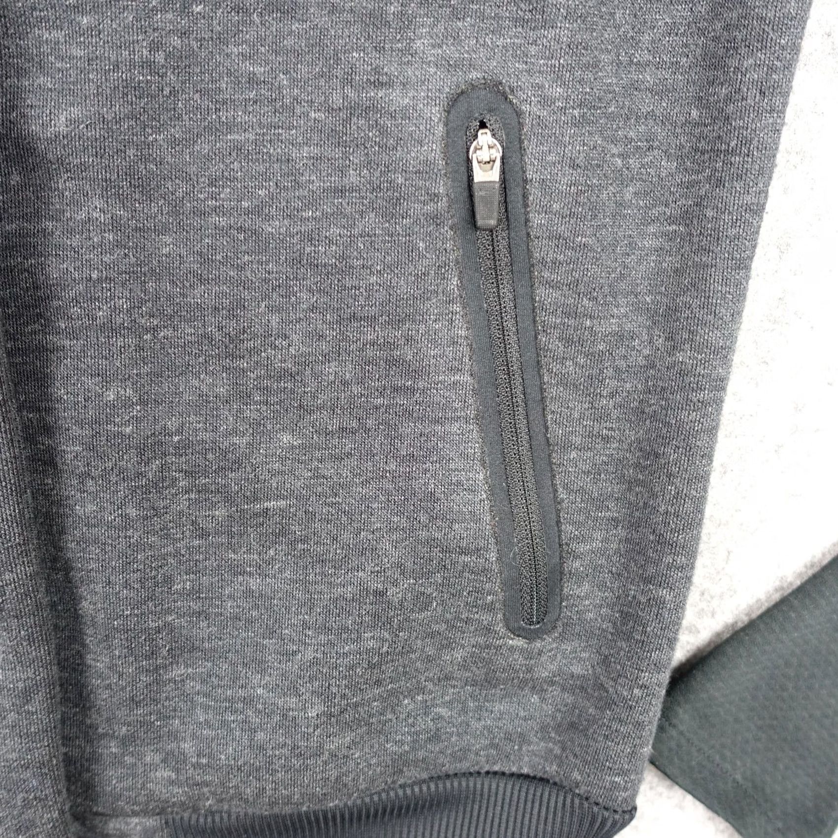 Nike Nike Jacket Womens XS Gray Therma-FIT Pockets Insulated Fleece Varsity Zip Front Short Sleeve Style - Mens? Size XS / US 0-2 / IT 36-38 - 4 Thumbnail