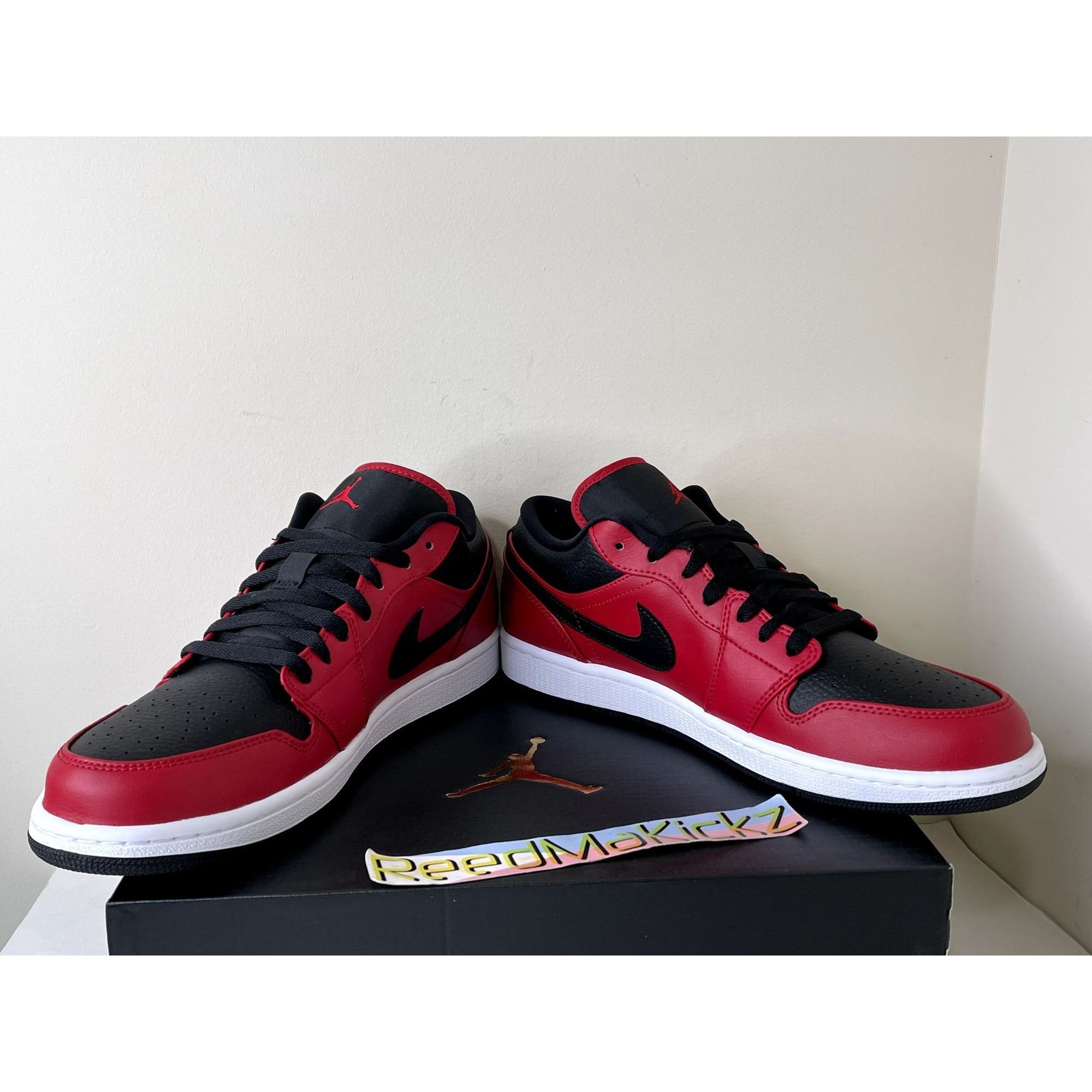 Jordan Brand Jordan 1 Low Reverse Bred Pebbled Swoosh Mens 8us Size US 8 / EU 41 - 3 Thumbnail