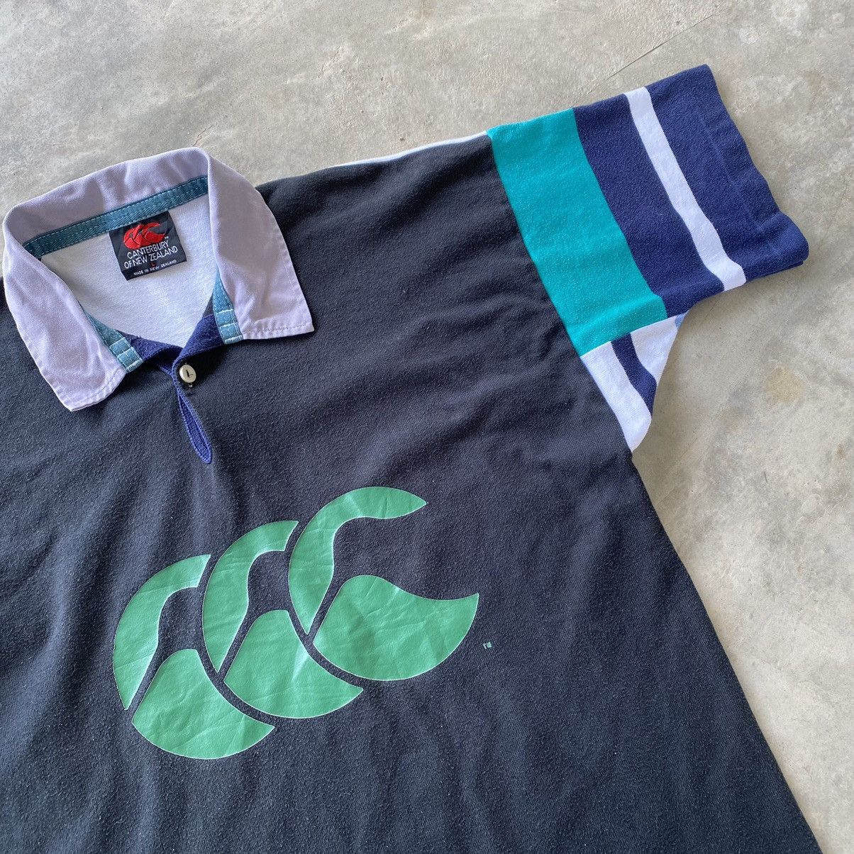 Canterbury of New Zealand CANTERBURY Uglies Big Logo Multicolor Rugby Polo Size US L / EU 52-54 / 3 - 4 Thumbnail