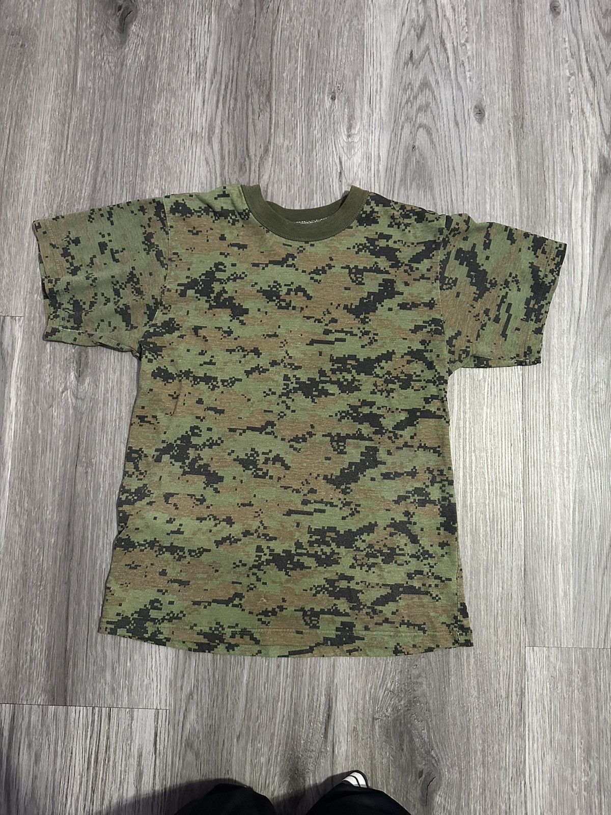Vintage Military pixel camo shirt Size US S / EU 44-46 / 1 - 2 Thumbnail