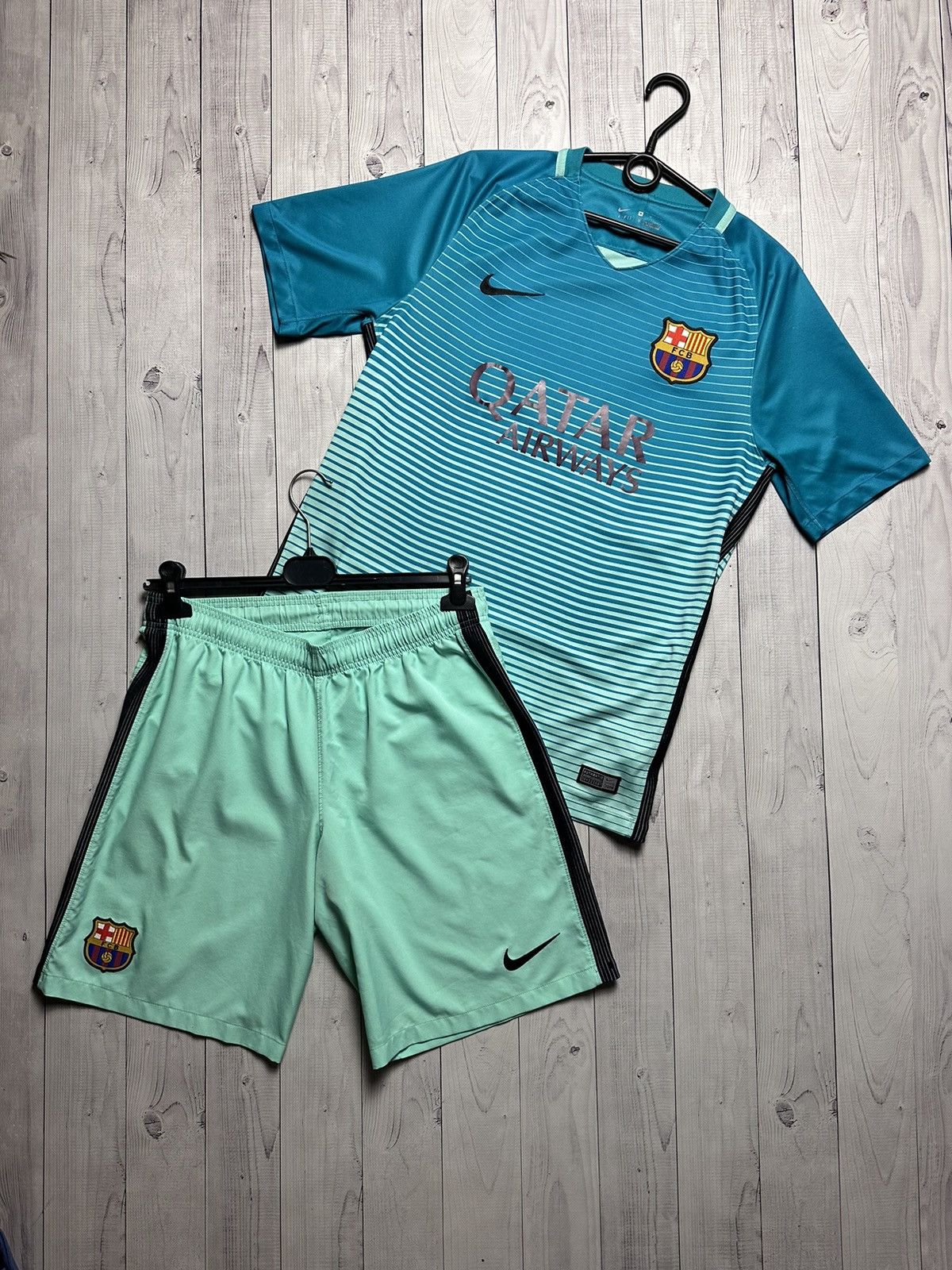 Nike × Vintage Vintage Nike Barcelona soccer jersey away rare green (Shorts Size US M / EU 48-50 / 2 - 1 Thumbnail