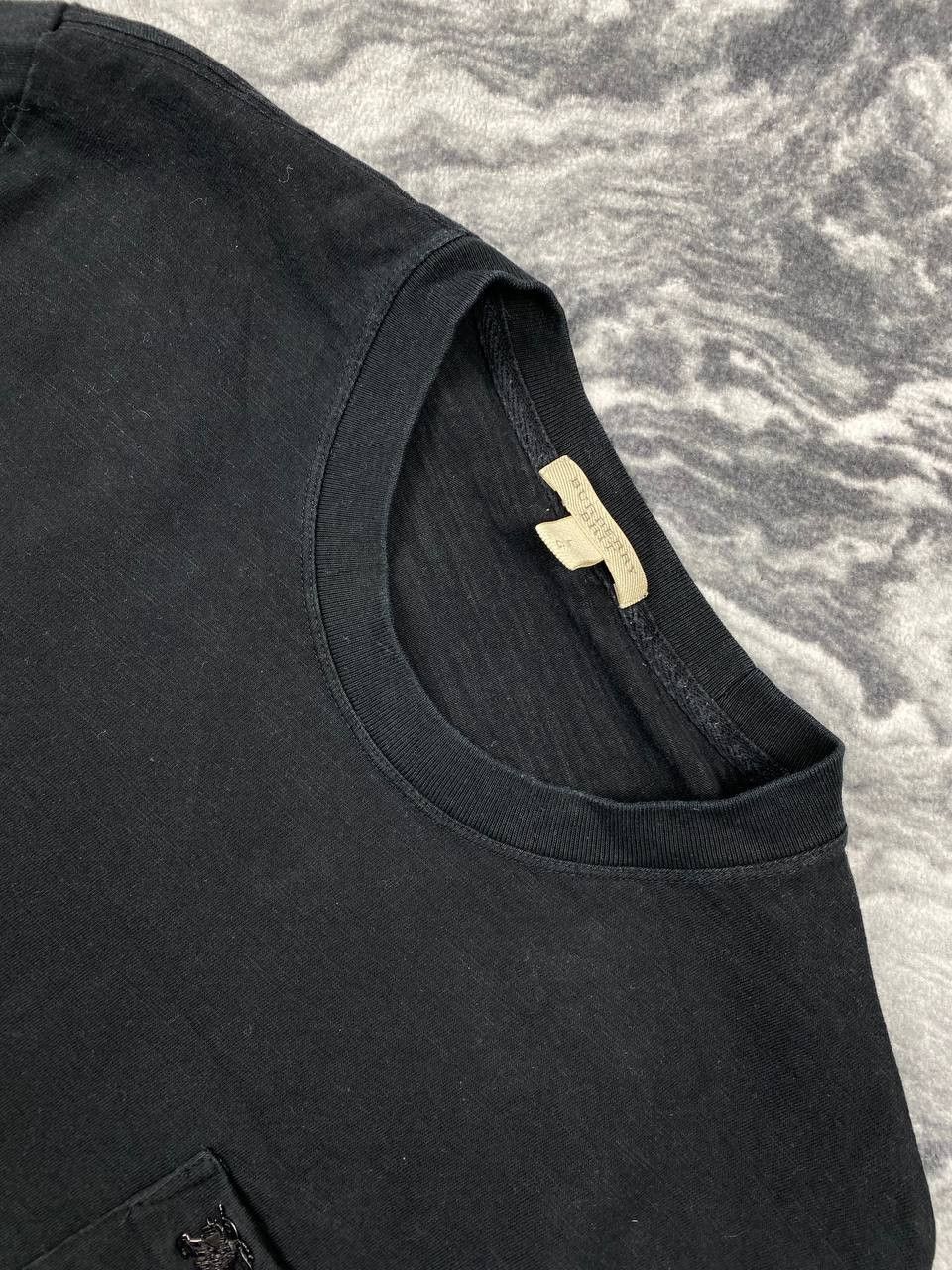 Burberry Burberry Brit Metal Logo T-Shirt Men Size L Black Size US L / EU 52-54 / 3 - 2 Thumbnail
