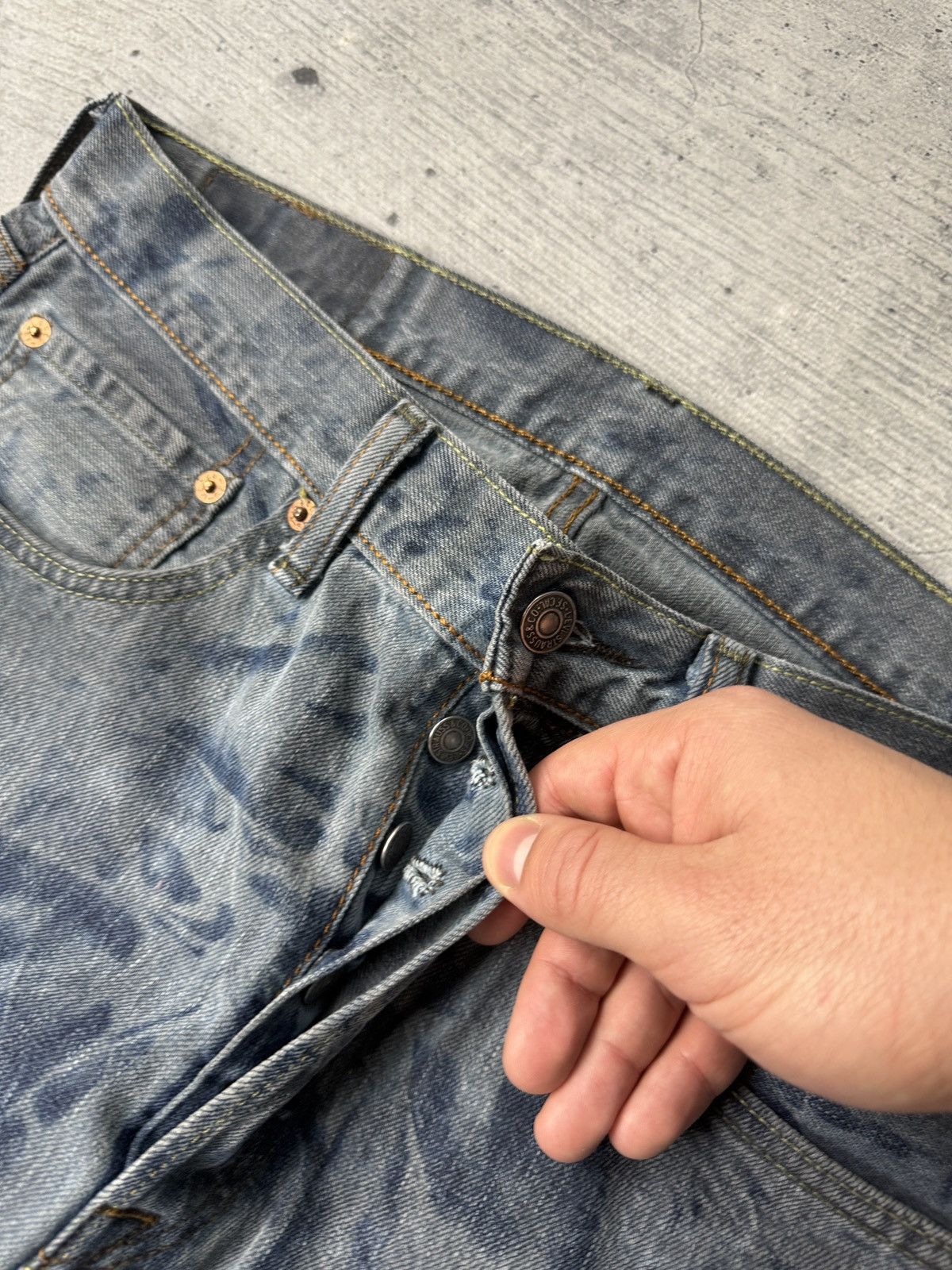 Japanese Brand Jeans Vintage Levi’s Faded distressed y2k pants Size US 31 - 10 Thumbnail
