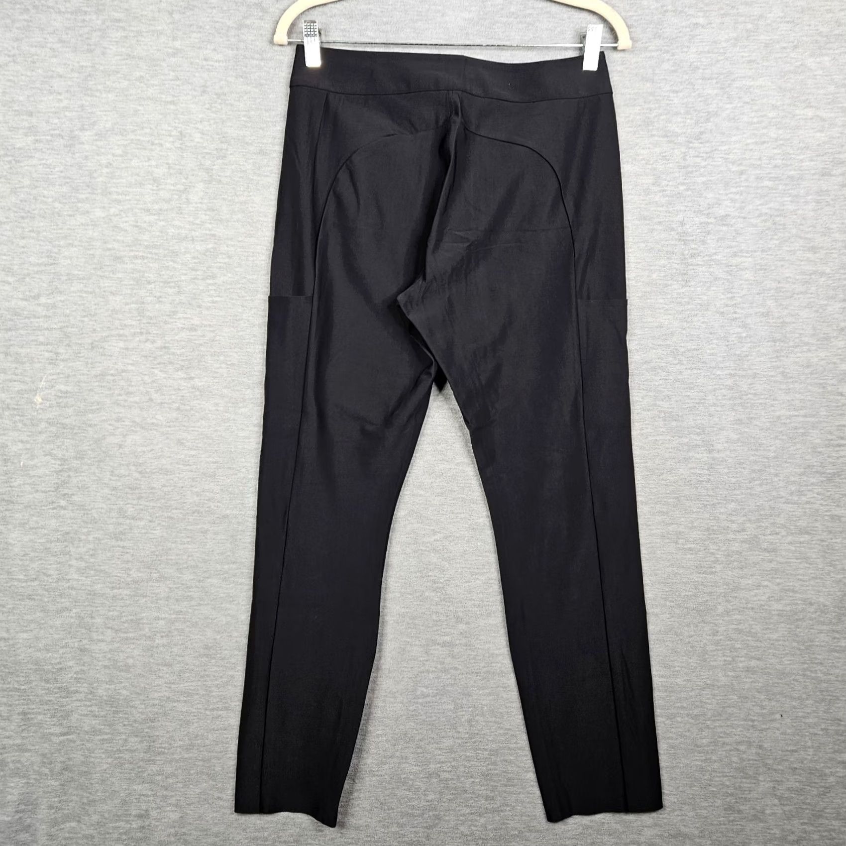 Athleta Athleta Women's Side Pocket Ankle Zipper Pant In Black Size 8 Size 30" / US 8 / IT 44 - 2 Thumbnail