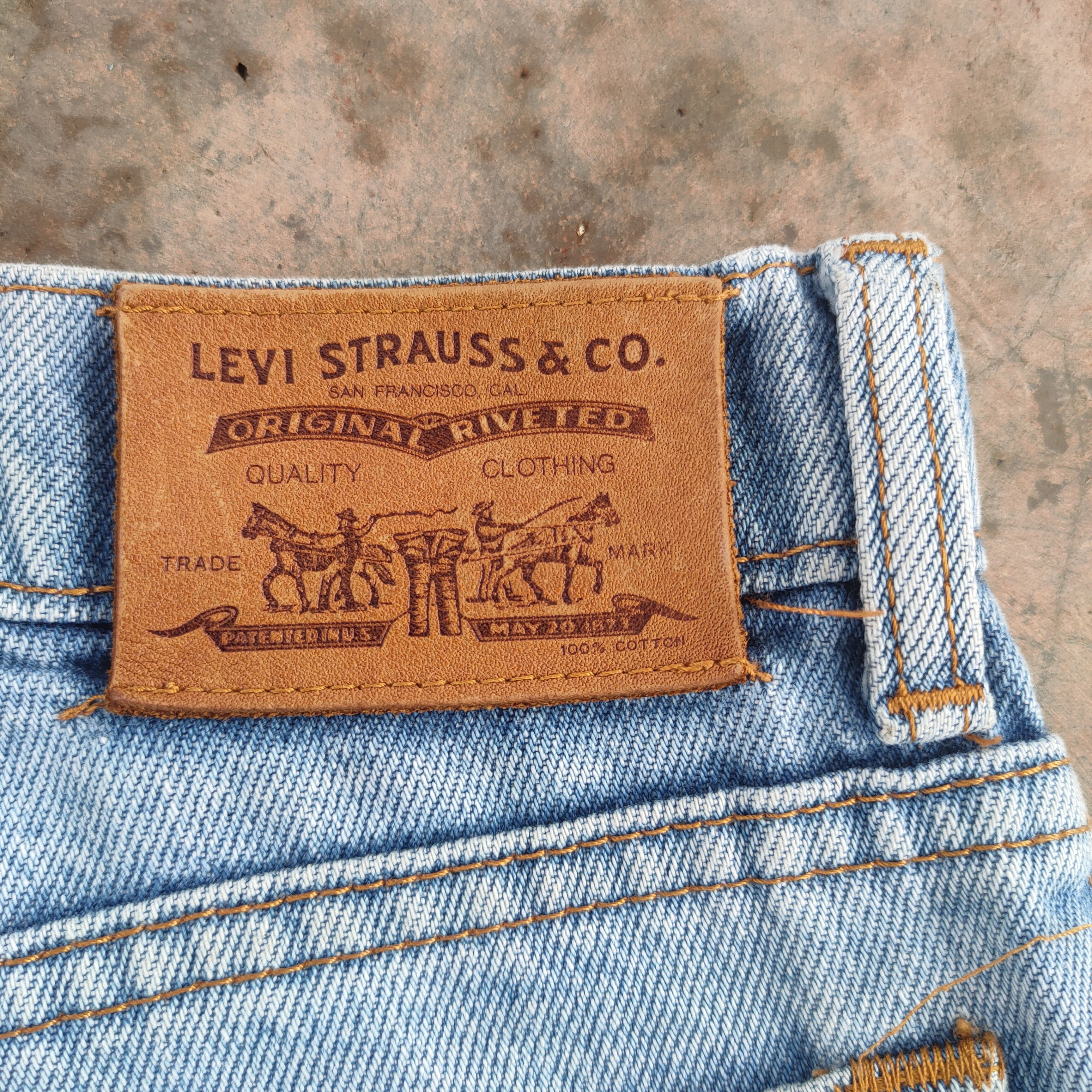 Levi's Vintage Clothing W29 vtg Levi's light Blue denim jeans pants Size US 29 - 13 Thumbnail
