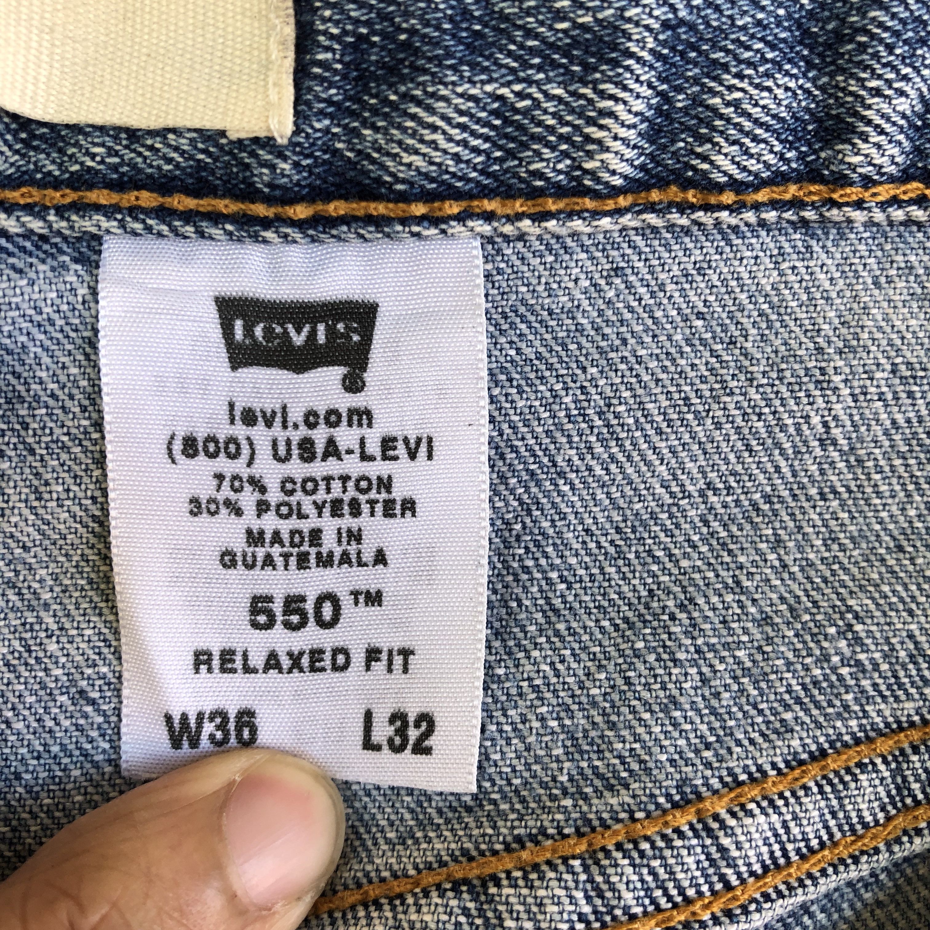 Levi's Vintage Levis 550 Light Wash Jeans Levi's Distressed Denim Size US 34 / EU 50 - 7 Thumbnail
