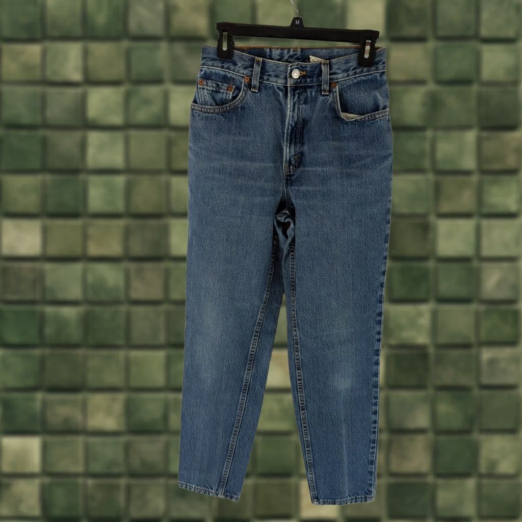 Levi's VINTAGE Levi's 550 Jeans Womens Regular 8 High Rise Mom Jeans 100% Cotton Blue Distressed 30 Inseam Size 30" / US 8 / IT 44 - 1 Thumbnail