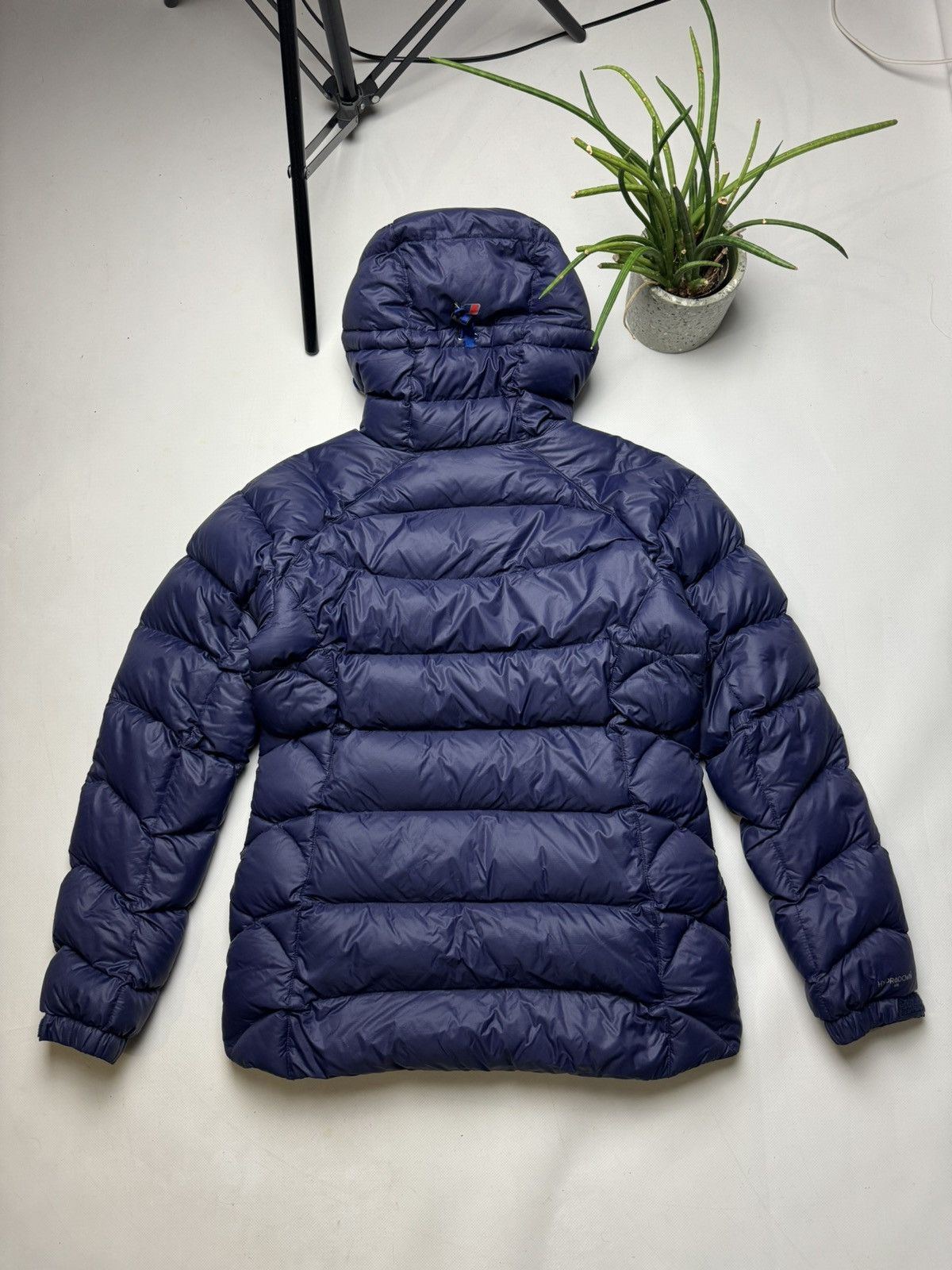 Berghaus × Vintage Rare Berghaus Down puffer jacket y2k Size M / US 6-8 / IT 42-44 - 13 Thumbnail