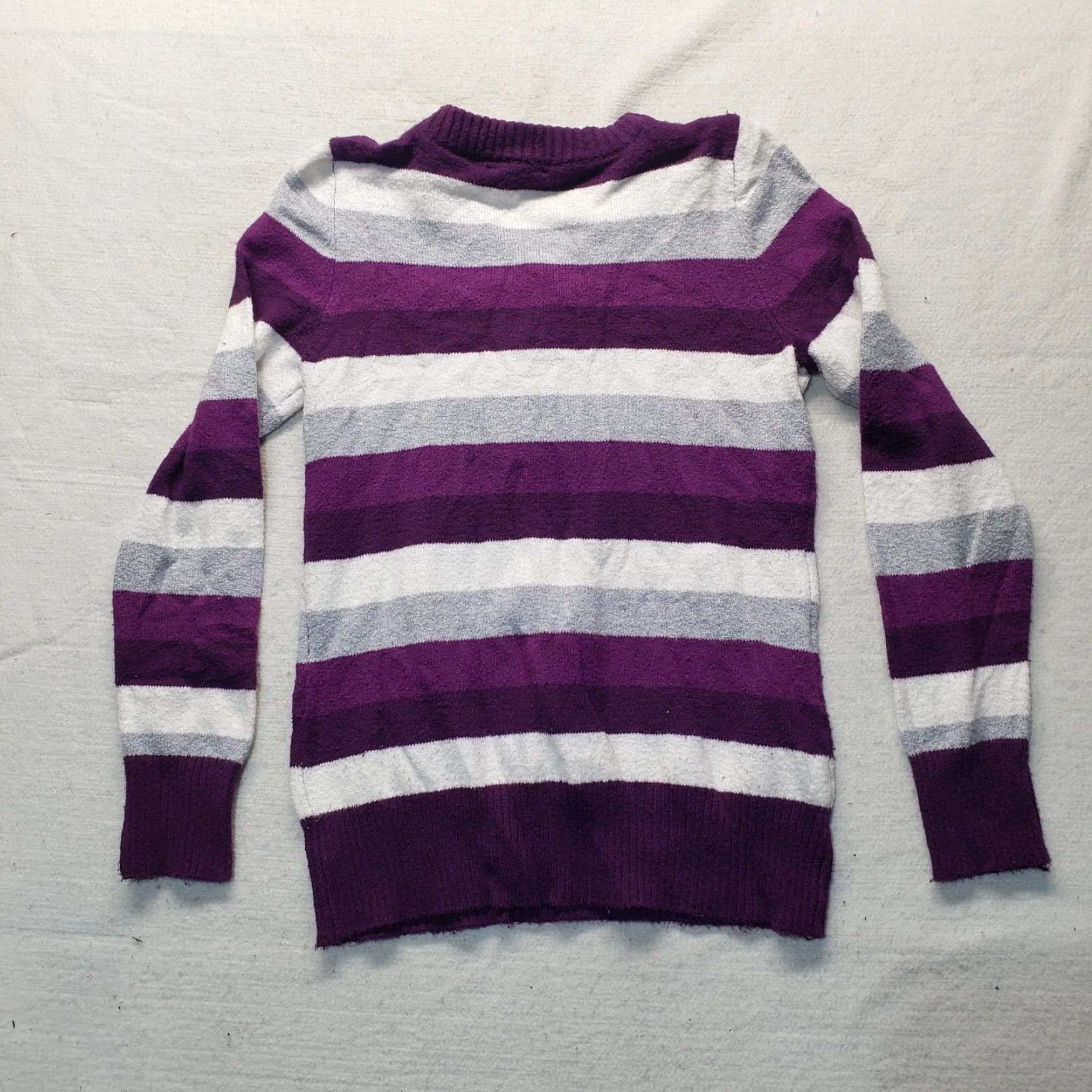 Vintage St. John's Bay Women's Purple White Striped Long Sleeve Sweater Adult Medium Size M / US 6-8 / IT 42-44 - 7 Thumbnail