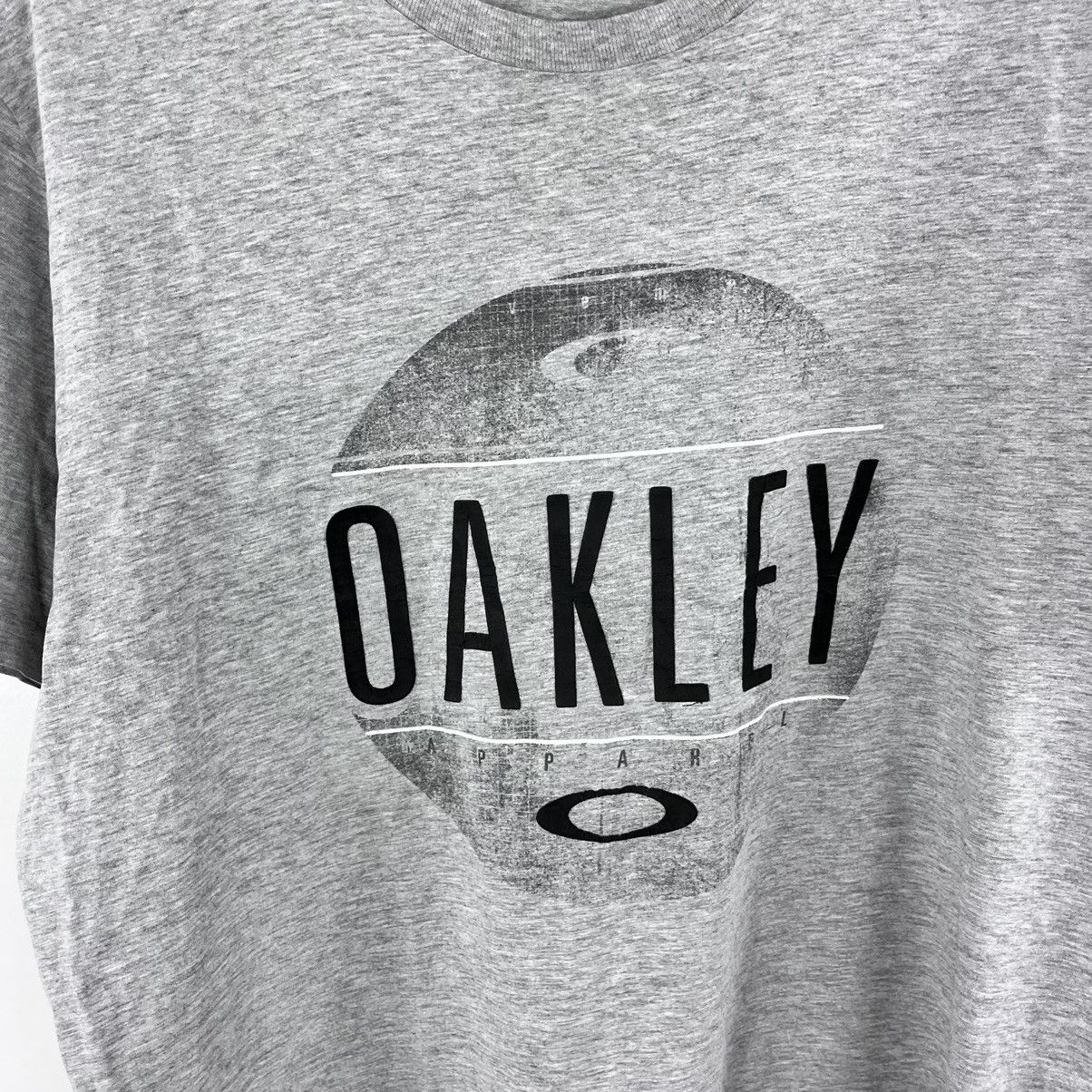 Oakley × Vintage Oakley Apparel T-Shirt Grey Size XL Size US XL / EU 56 / 4 - 4 Thumbnail
