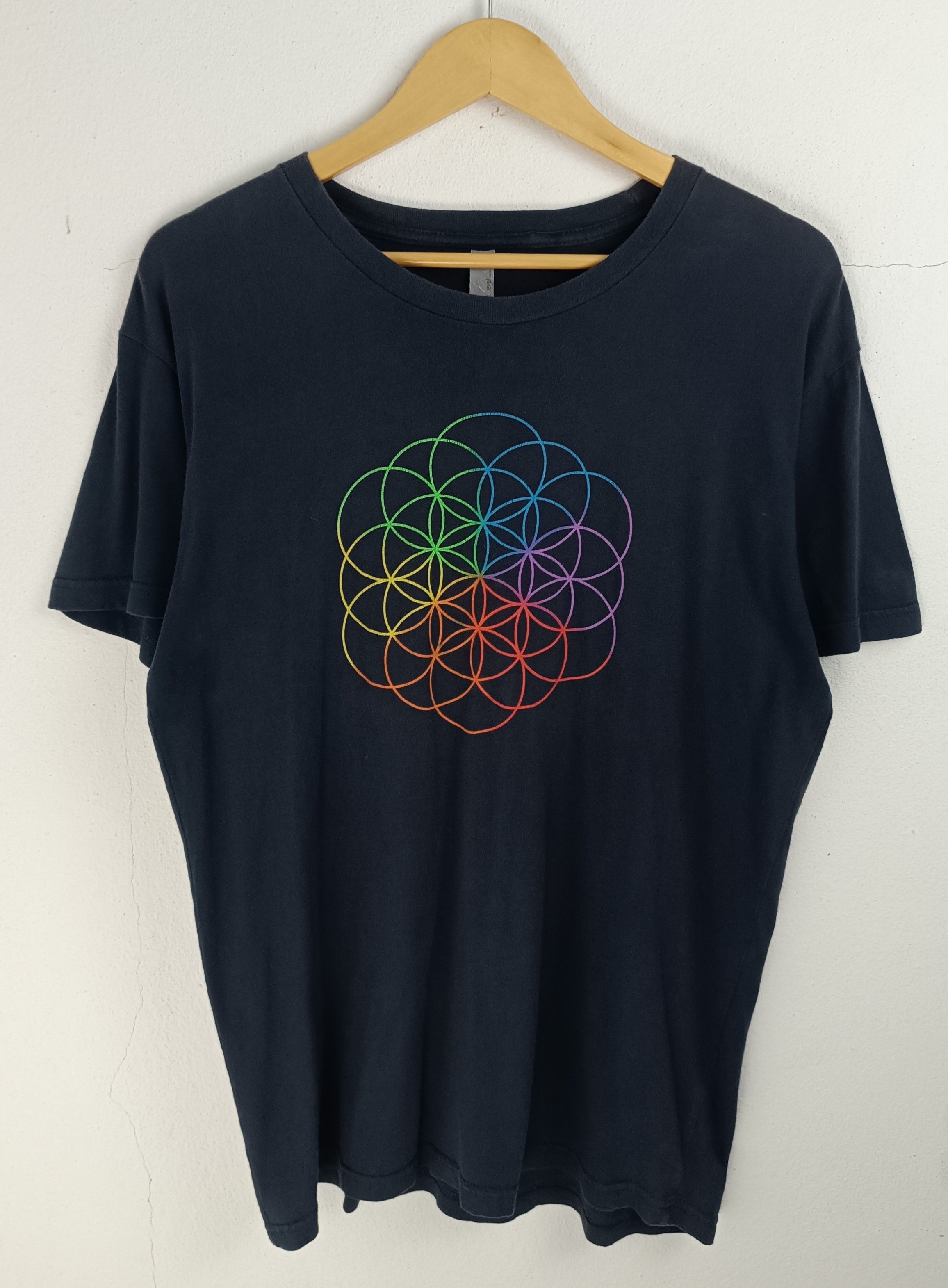 Band Tees VINTAGE 2016 COLDPLAY HEAD FULL OF STARS TOUR TEE sting u2 Size US M / EU 48-50 / 2 - 3 Thumbnail