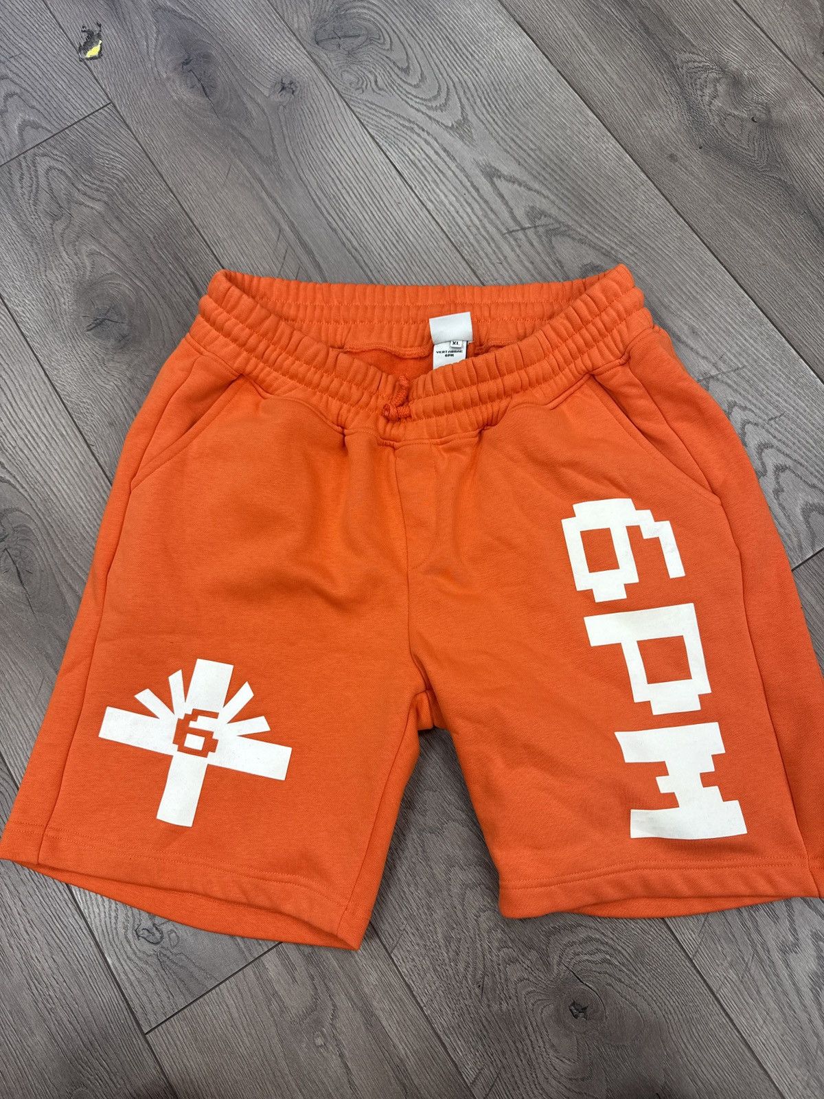 Vertabrae Vertebrae 6pm orange sweat shorts extra Large Size US 36 / EU 52 - 1 Thumbnail