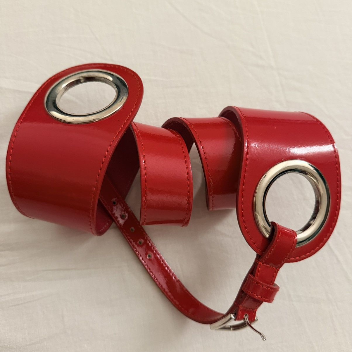 Other Y2K Red Patent Wide Belt Silver Grommet Statement Italy Size ONE SIZE - 7 Thumbnail