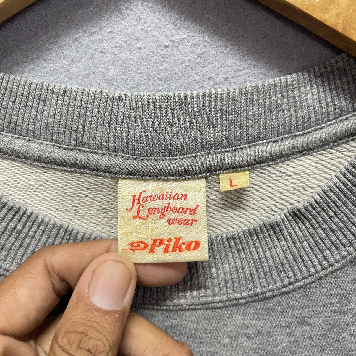 Vintage Vintage 1990s Piko Hawaiian Surf Graphic Sweatshirt Gray Size US L / EU 52-54 / 3 - 8 Thumbnail