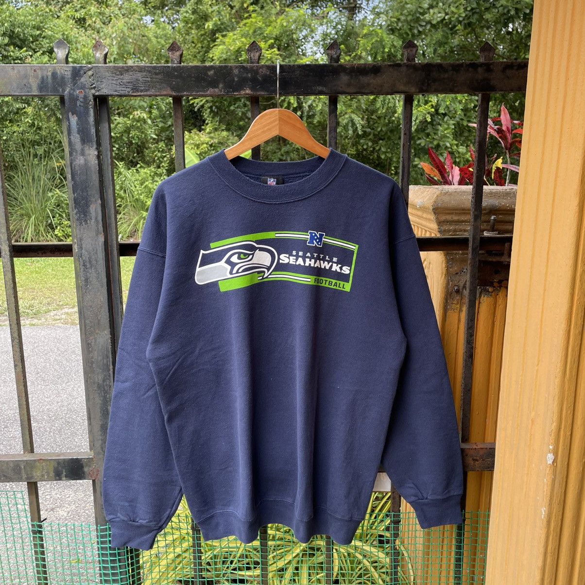 NFL 🔥Vintage Y2K NFL Seattle Seahawks Football Sweatshirts Size US M / EU 48-50 / 2 - 1 Thumbnail