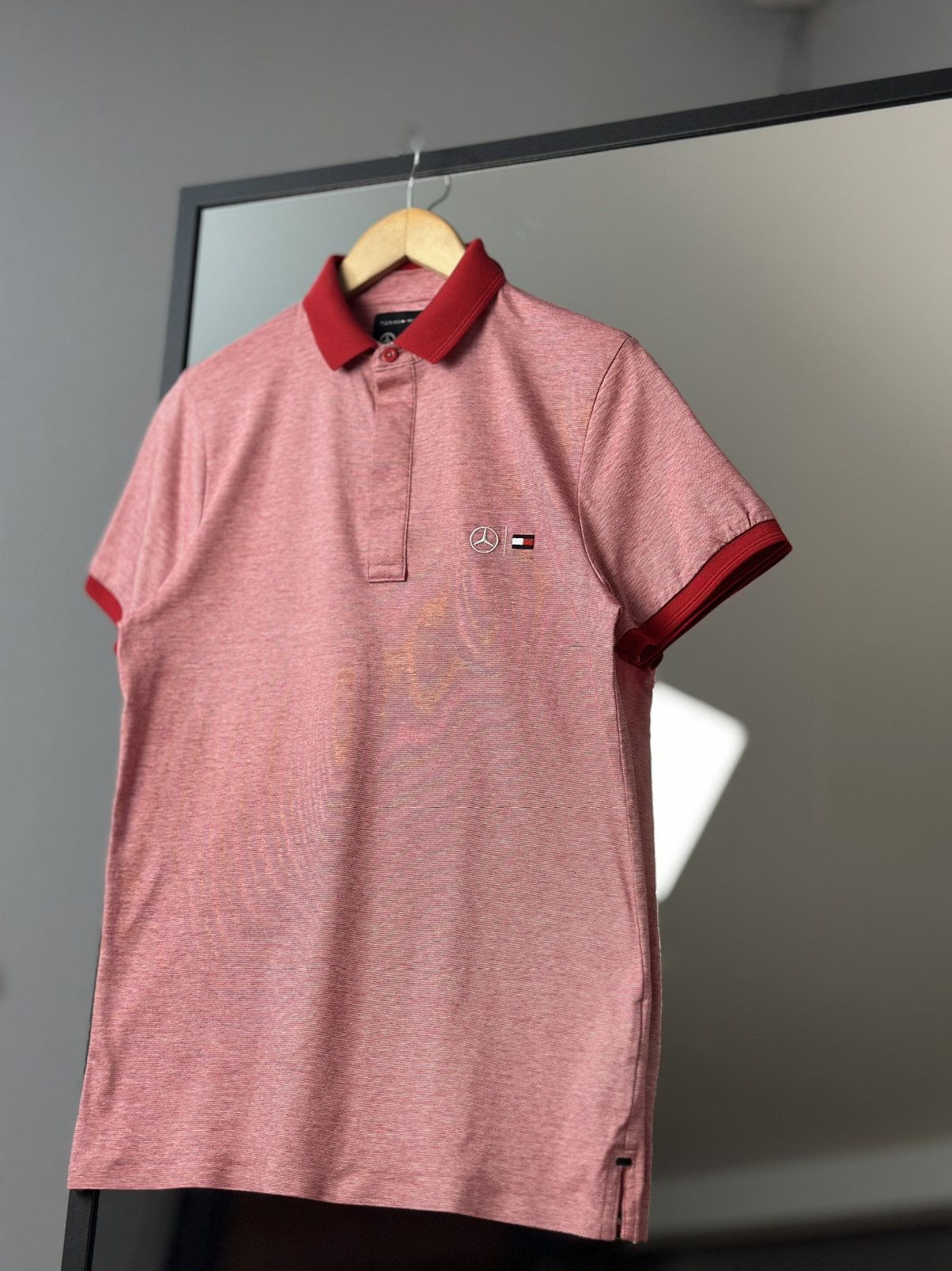 Tommy Hilfiger Tommy Hilfiger Mercedes Benz AMG Petronas F1 Shirt Red Size US S / EU 44-46 / 1 - 4 Thumbnail