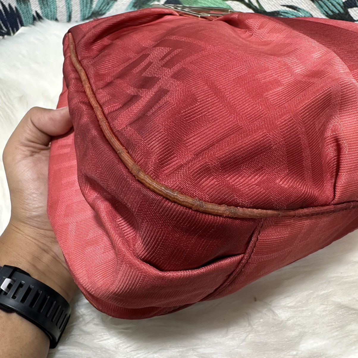 Fendi Authentic FENDI Red Zucca Chain Handbag Size ONE SIZE - 5 Thumbnail