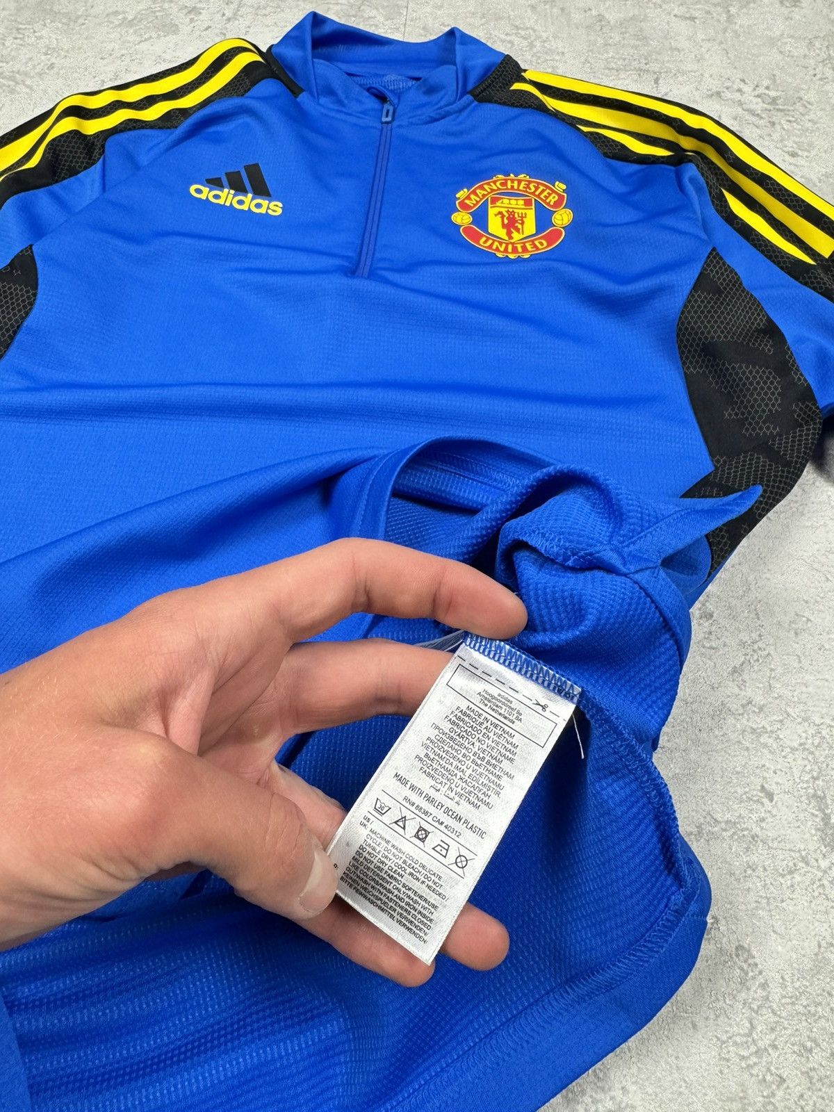 Adidas Adidas Manchester United Training Jersey Track Suit Size XS Size US XS / EU 42 / 0 - 10 Thumbnail