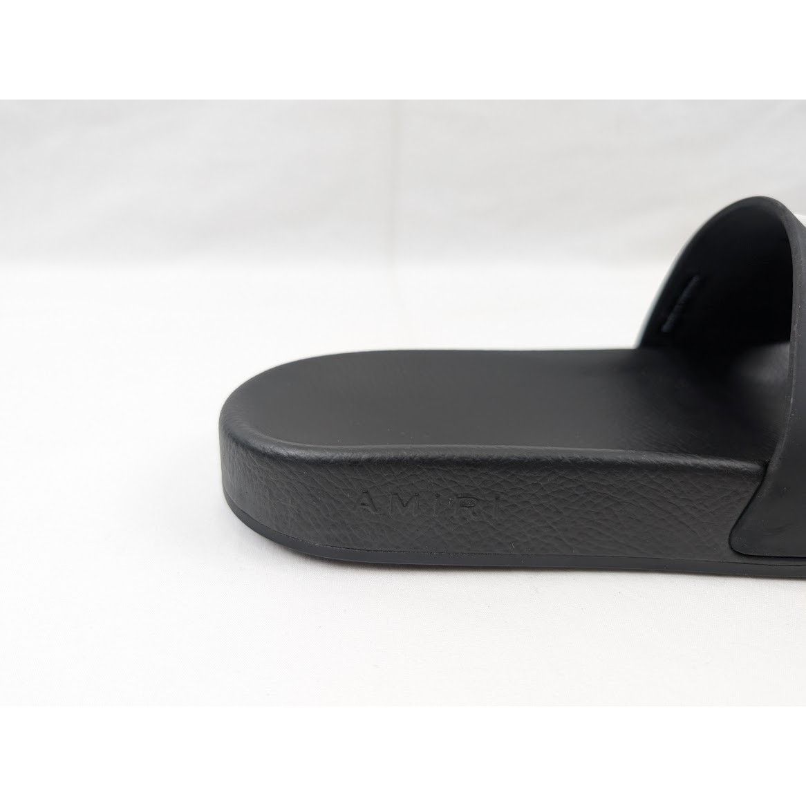 Amiri o1rshd1 Logo Pool Slide Slipper in Black/White Size US 7 / EU 40 - 4 Thumbnail