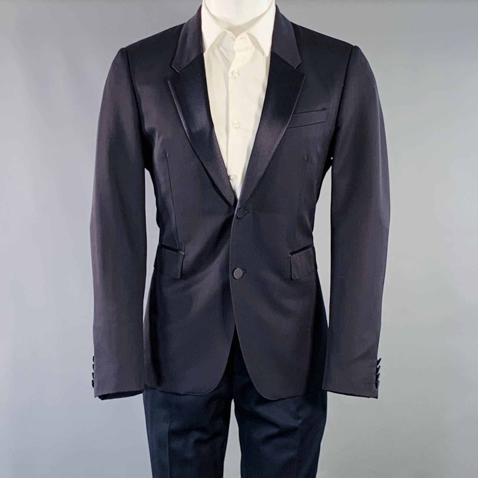 Burberry Prorsum BURBERRY PRORSUM Size 40 Navy Wool Notch Lapel Tuxedo Size 40R - 1 Thumbnail