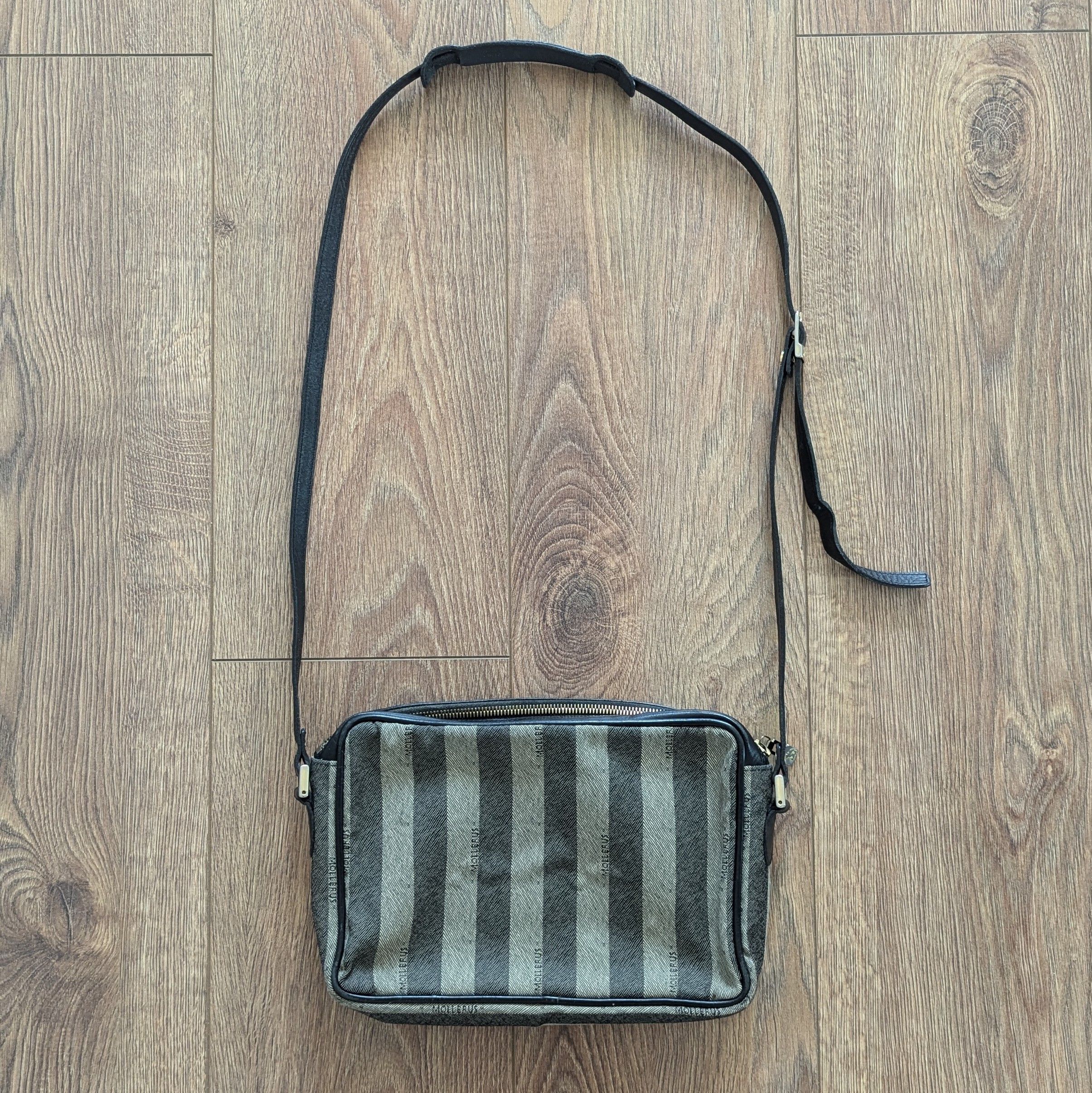 Maison Mollerus Maison Mollerus MM Messenger Small Shoulder Bag Zip Riri Size ONE SIZE - 14 Thumbnail